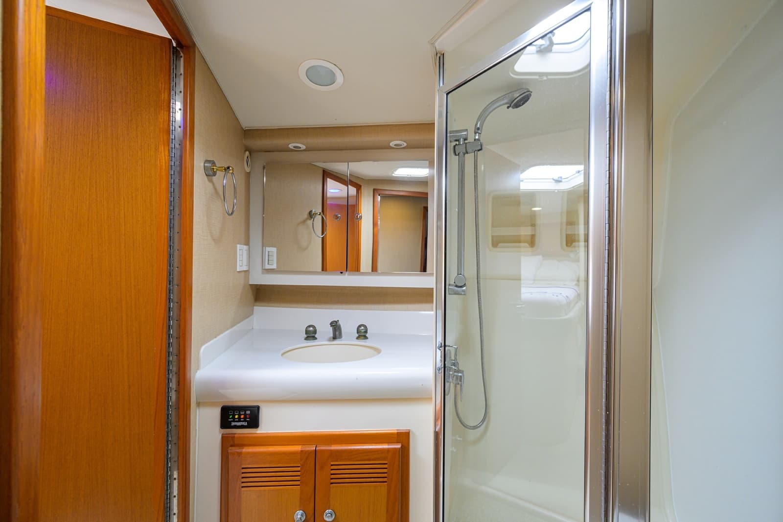 2003 Cabo 48 Flybridge - Photo 18