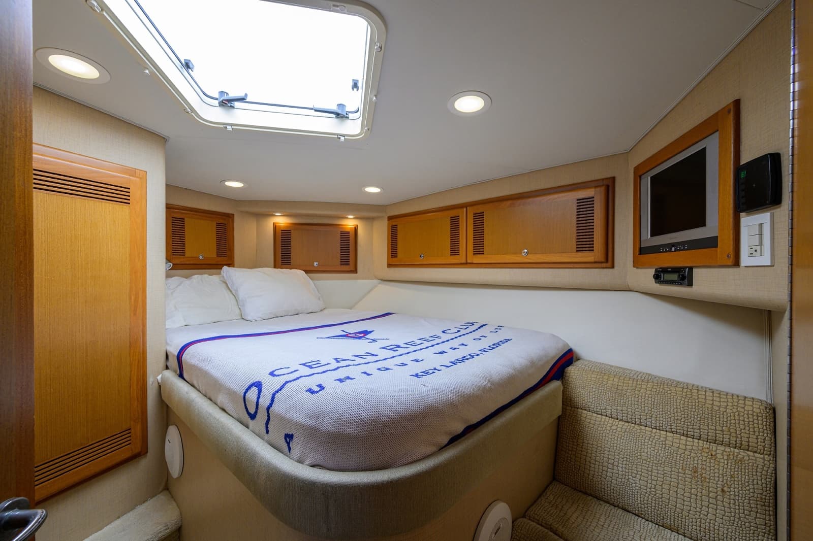 2003 Cabo 48 Flybridge - Photo 15