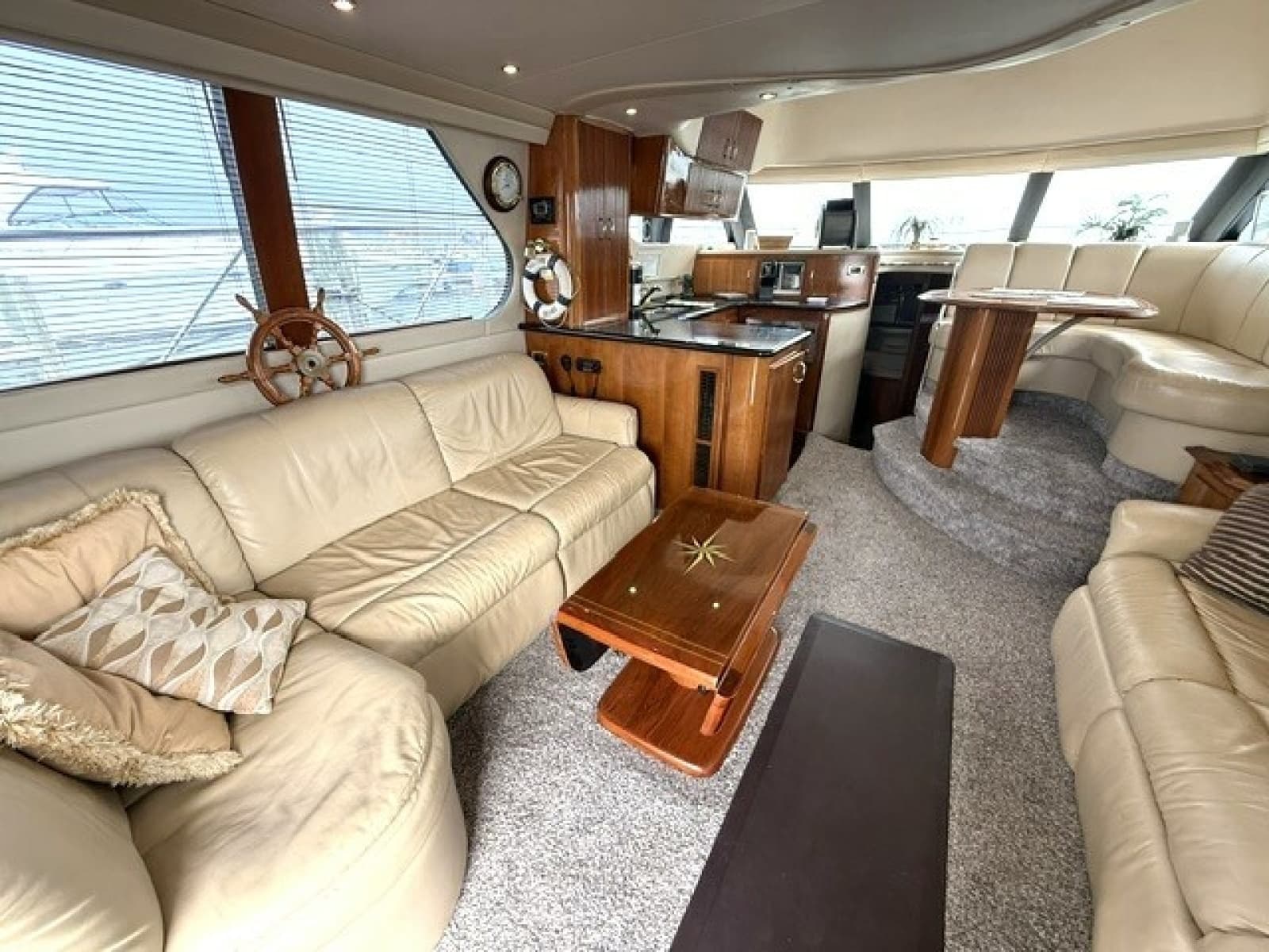 2005 Carver 46 Voyager - Photo 35