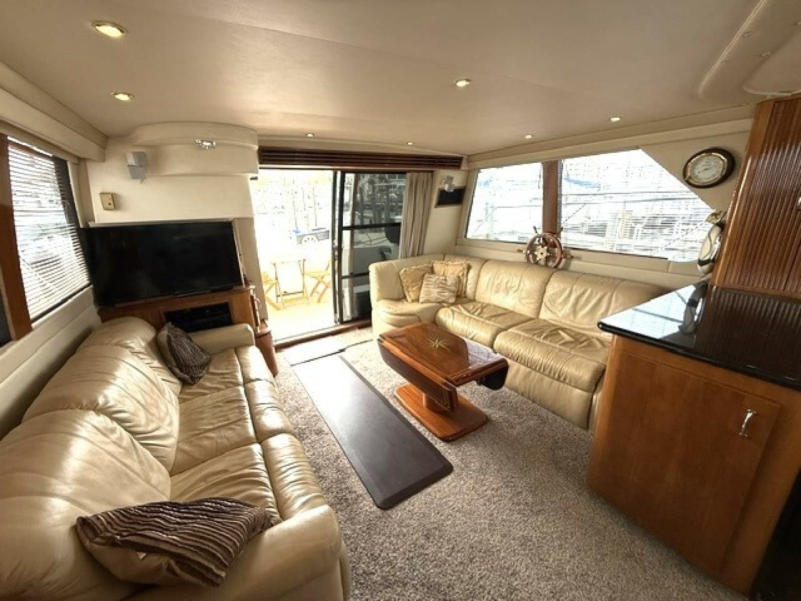 2005 Carver 46 Voyager - Photo 47