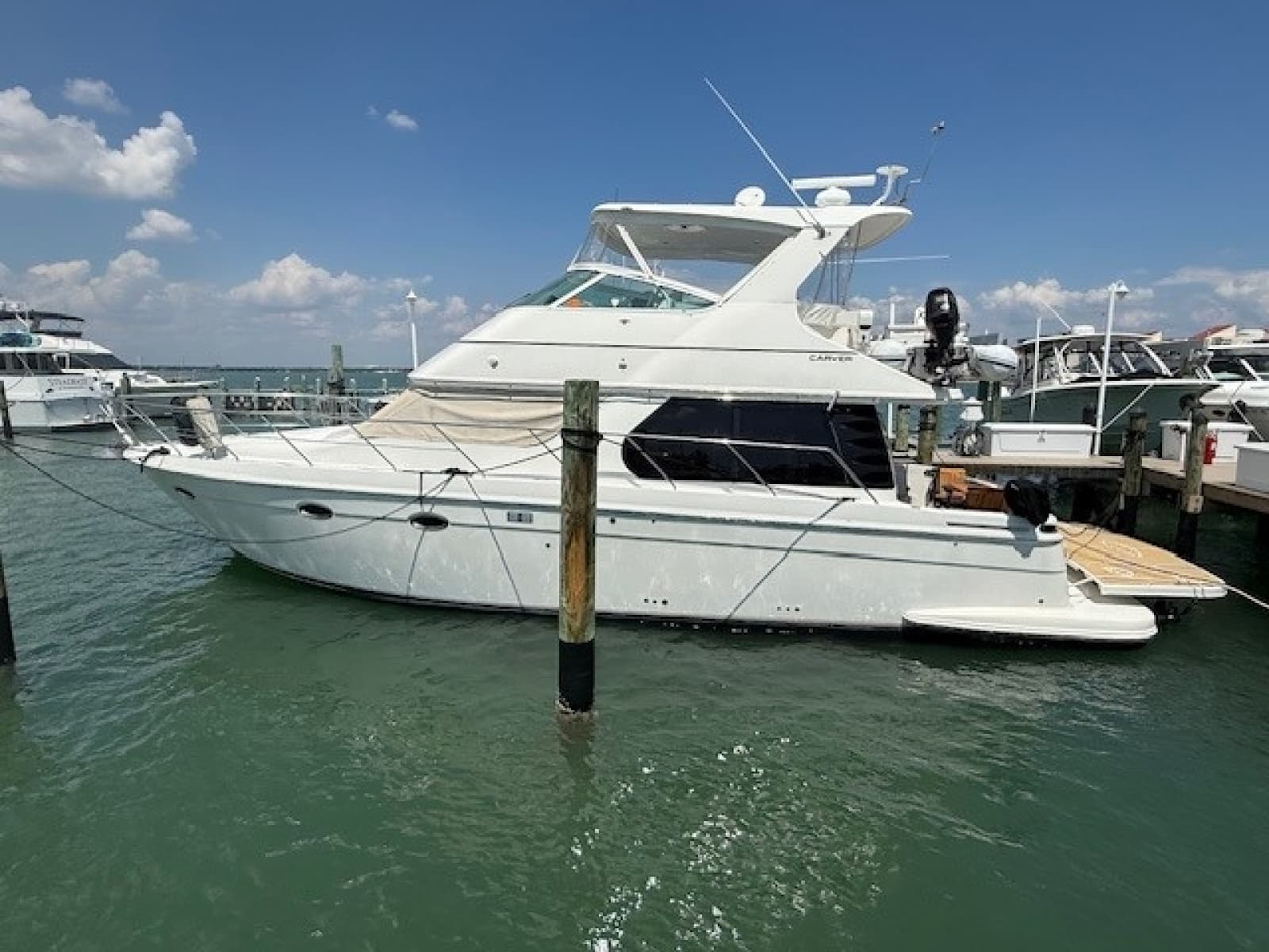 2005 Carver 46 Voyager - Photo 16