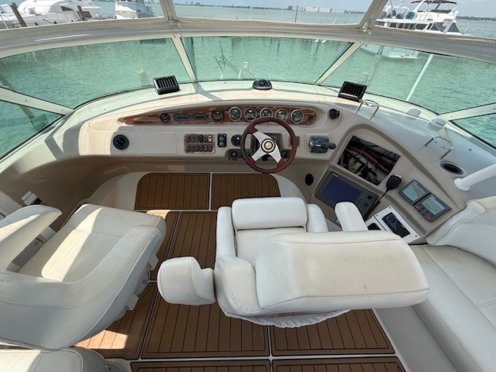 2005 Carver 46 Voyager - Photo 23