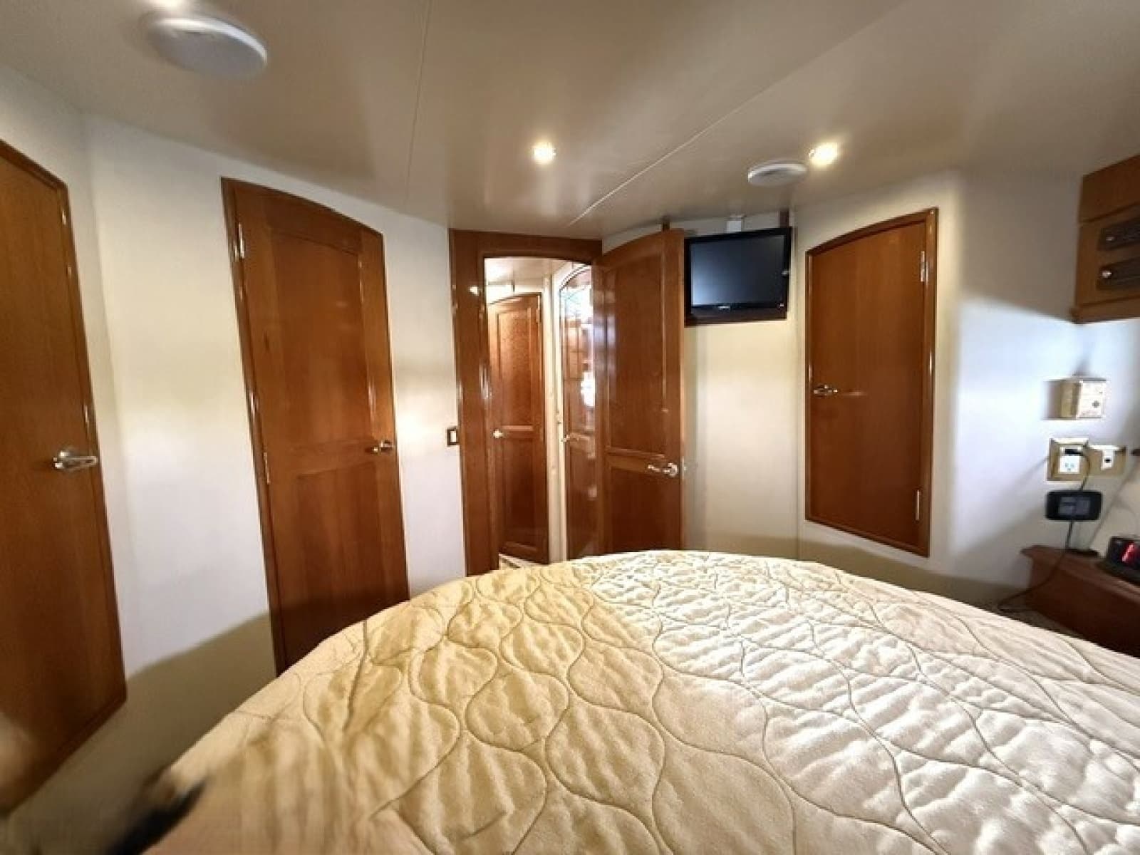 2005 Carver 46 Voyager - Photo 72
