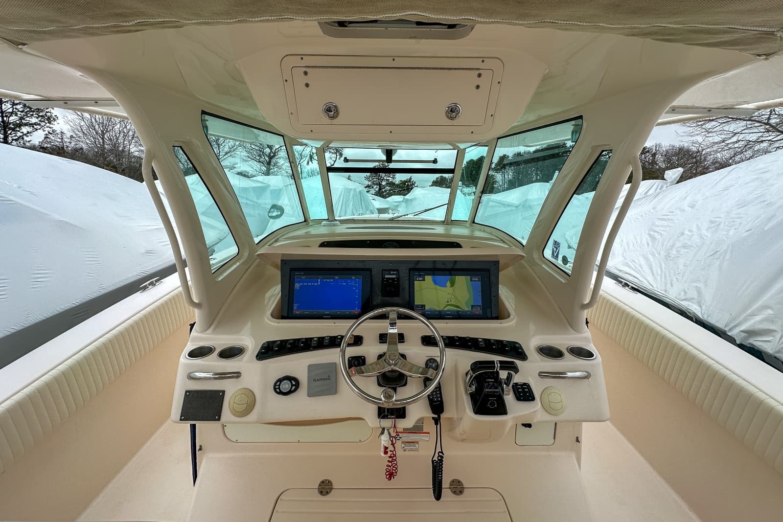 2011 Grady-White  - Photo 21