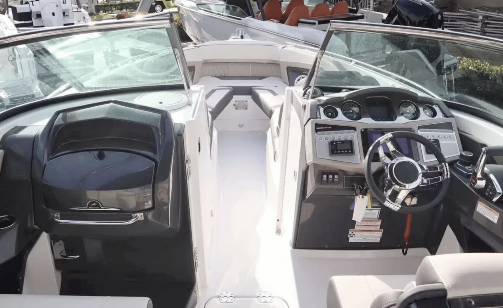 2024 Monterey 305SS - Photo 5