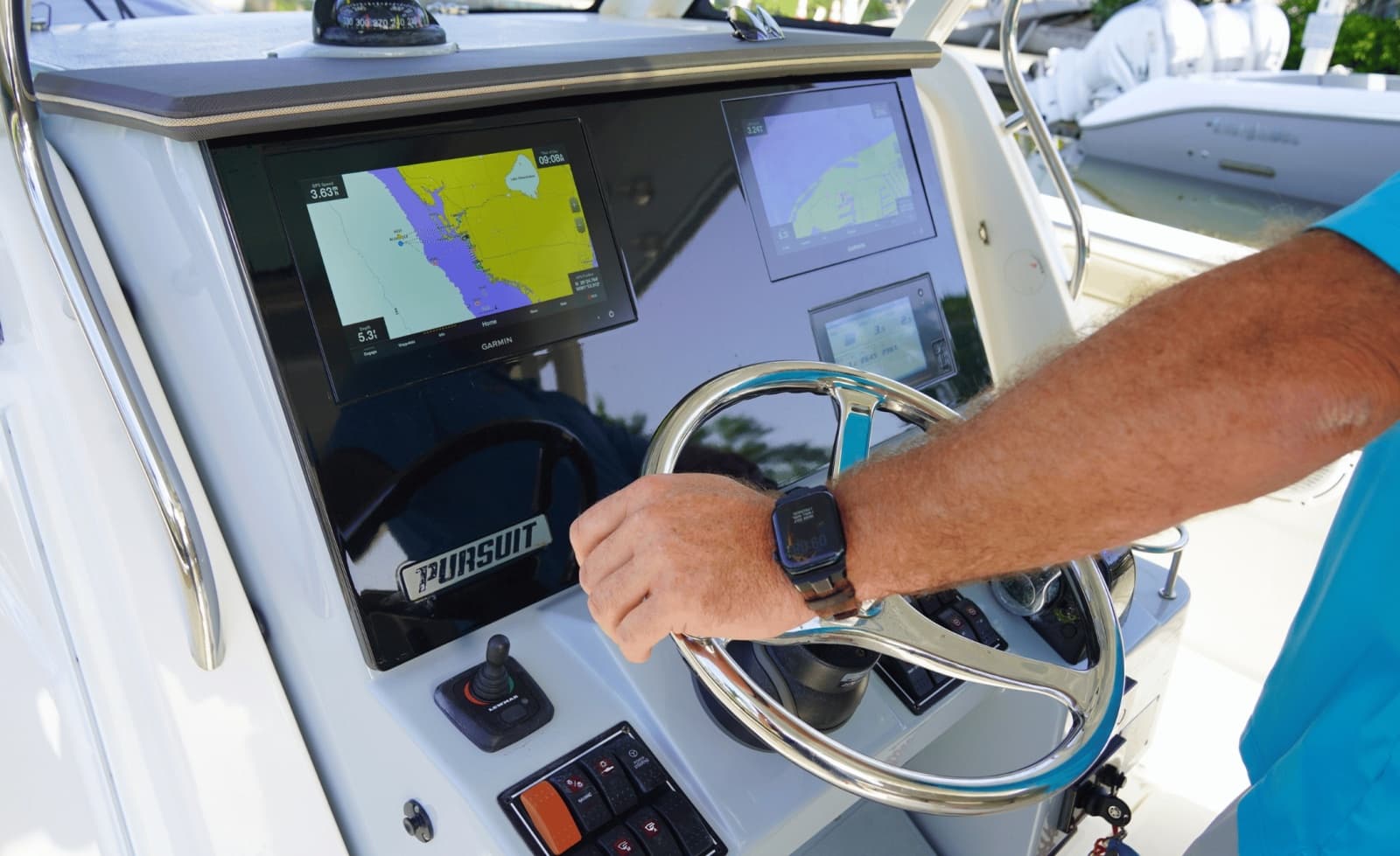 2020 Pursuit S328 - Photo 32
