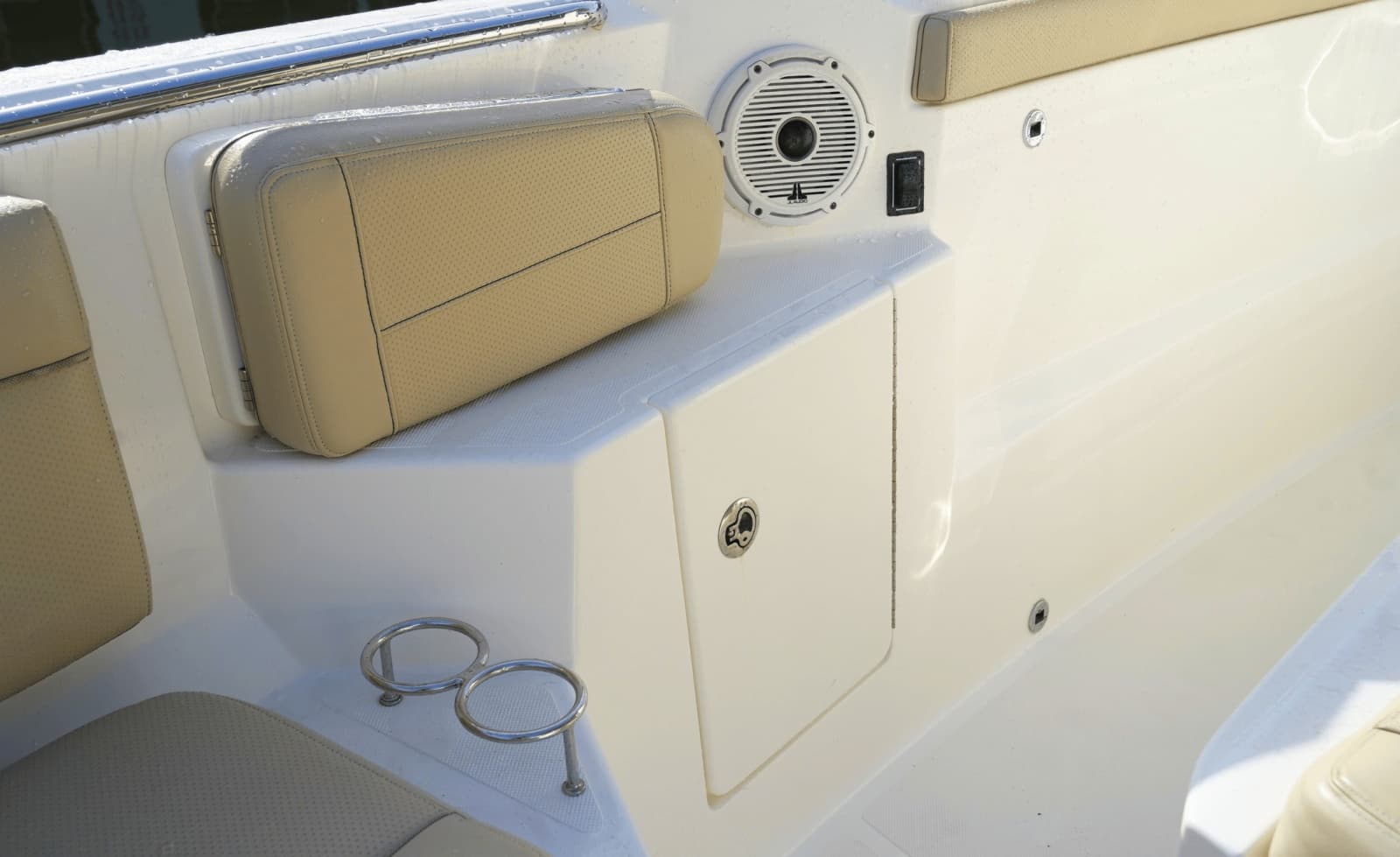 2020 Pursuit S328 - Photo 60