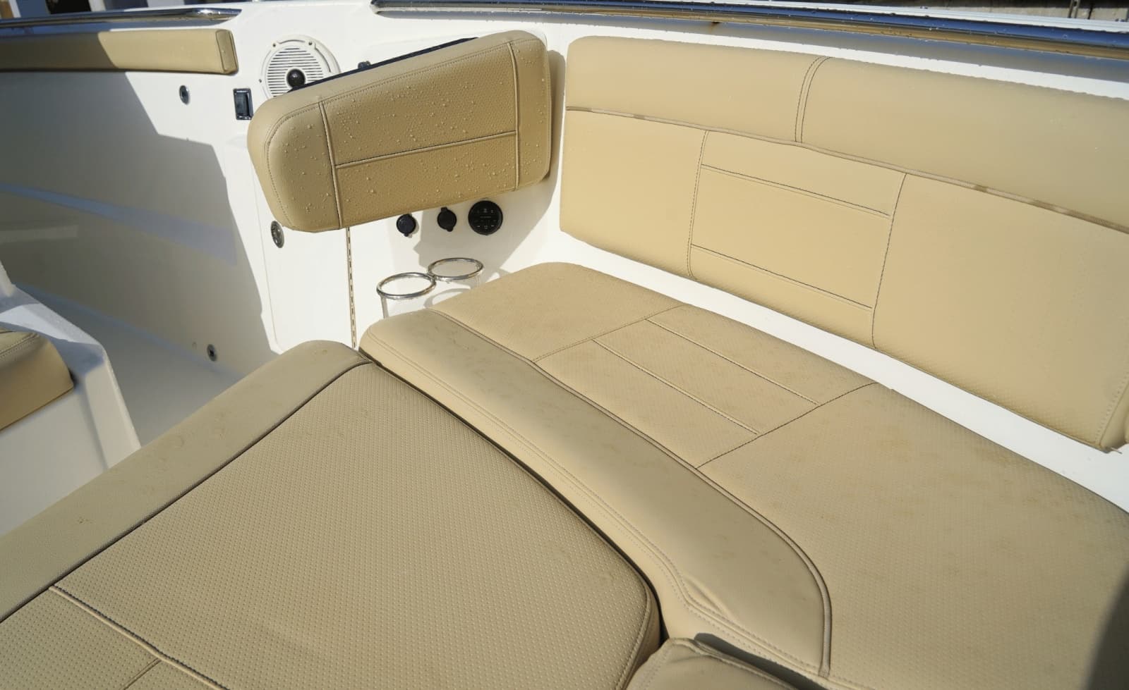 2020 Pursuit S328 - Photo 59