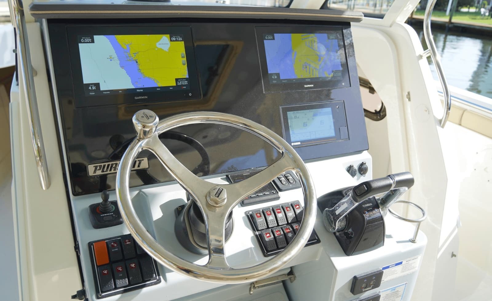 2020 Pursuit S328 - Photo 31