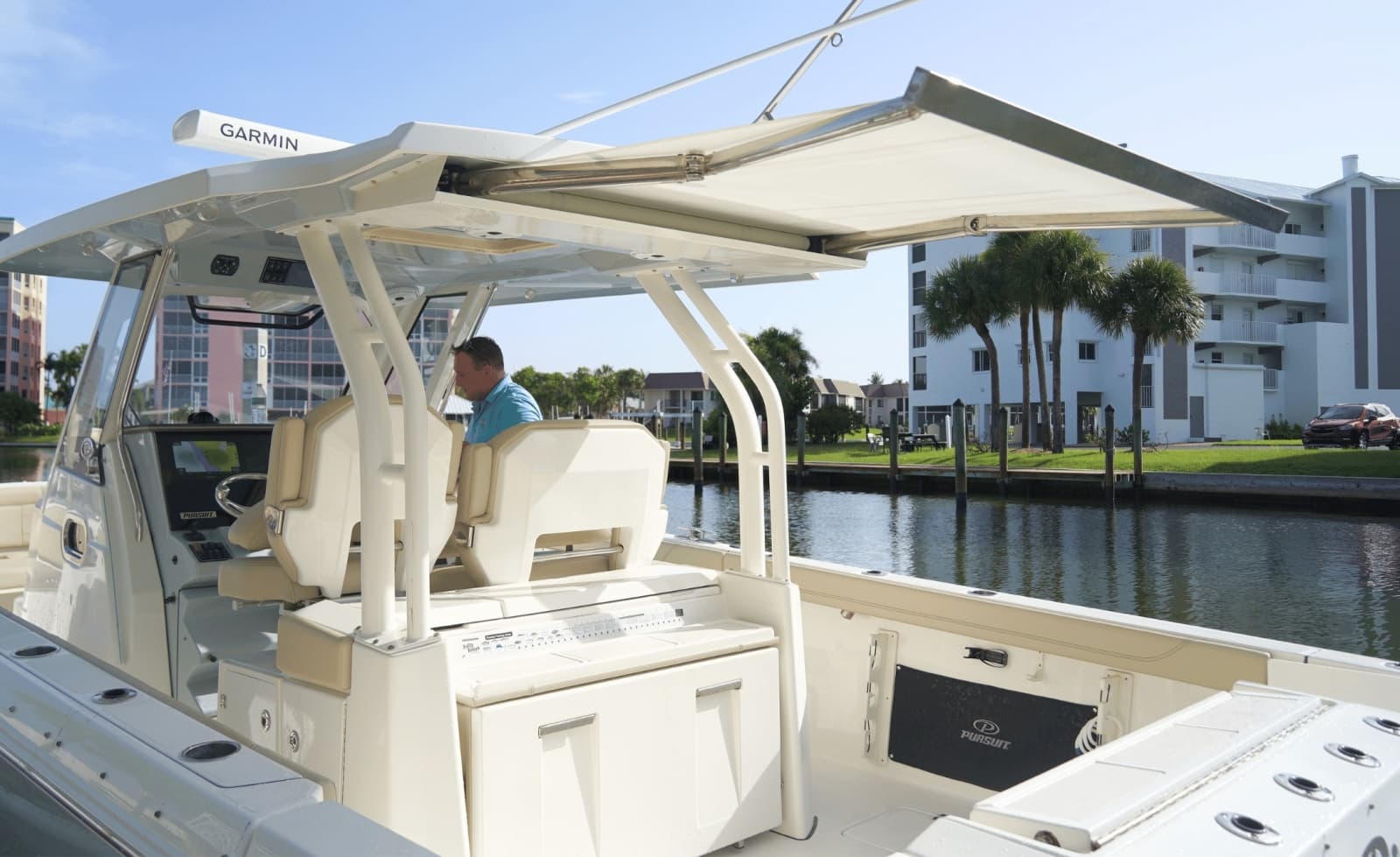 2020 Pursuit S328 - Photo 15