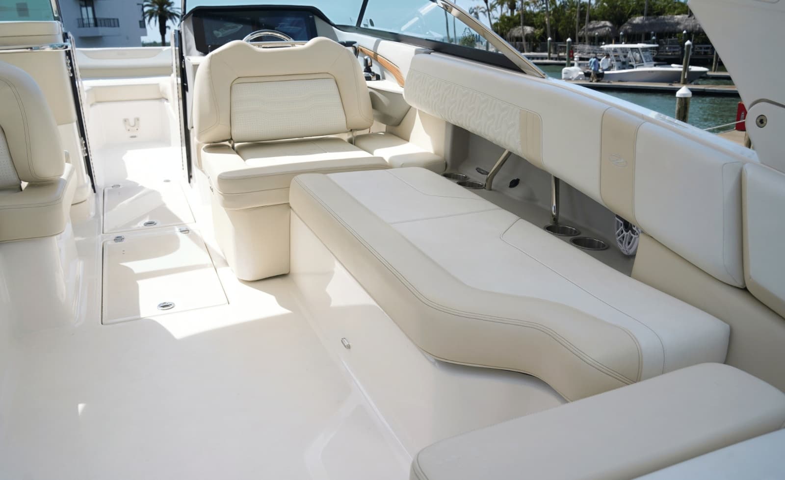 2024 Regal LX9 - Photo 31