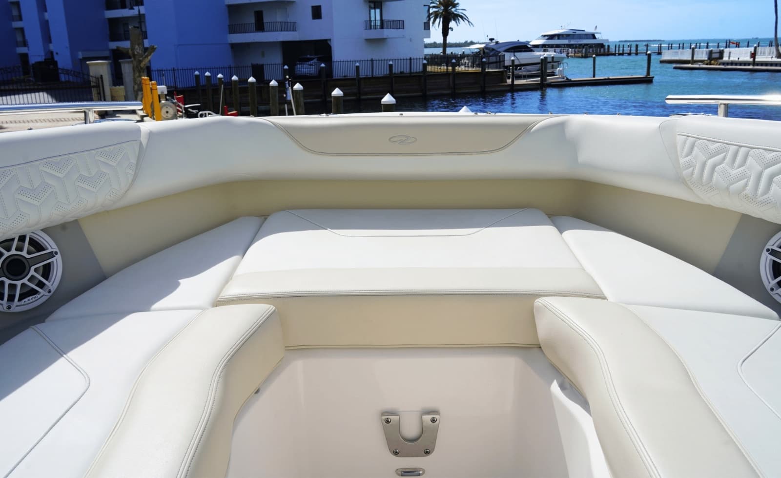 2024 Regal LX9 - Photo 47