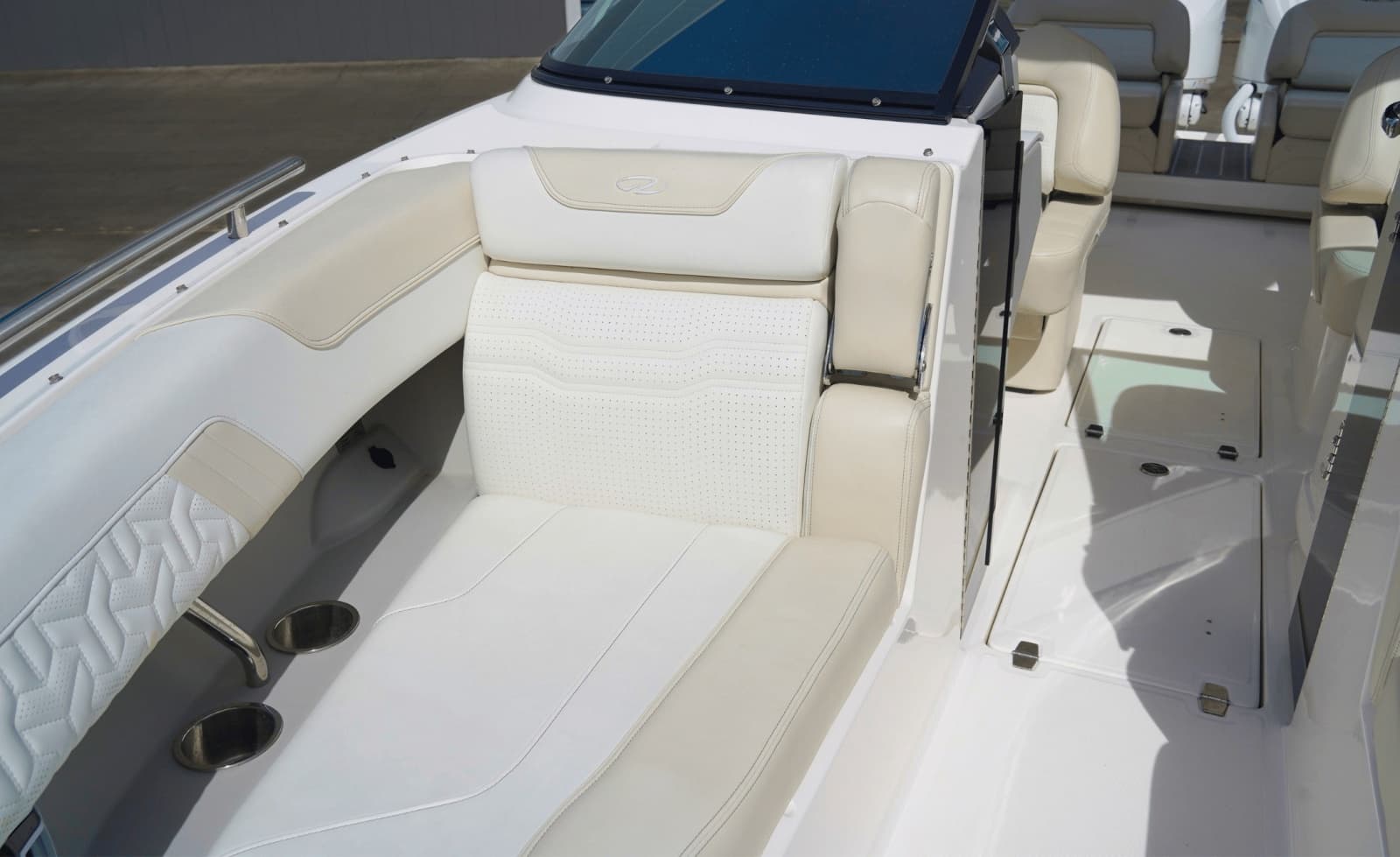 2024 Regal LX9 - Photo 50