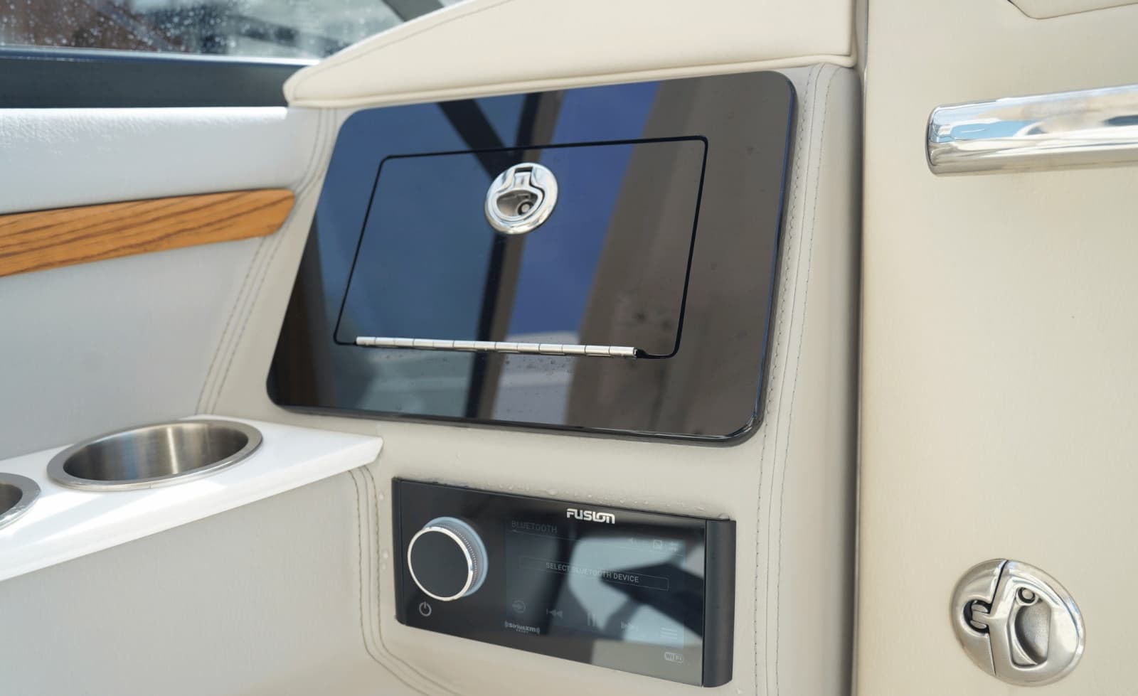 2024 Regal LX9 - Photo 40