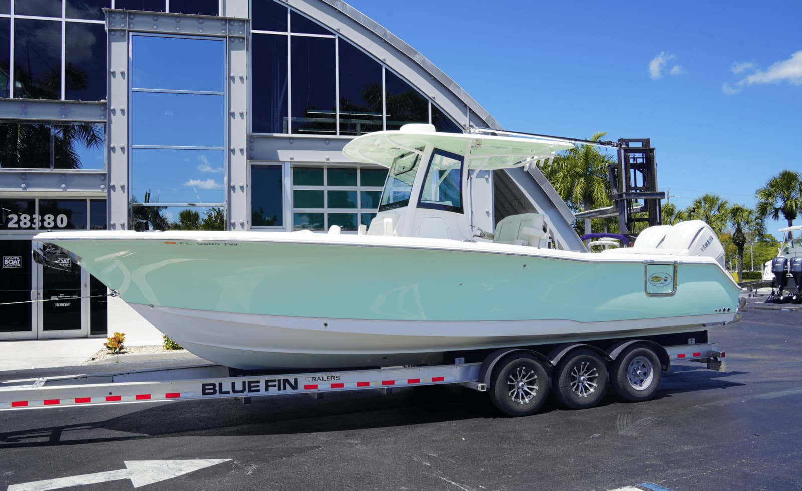 2025 Sea Hunt Ultra 305SE - Photo 1