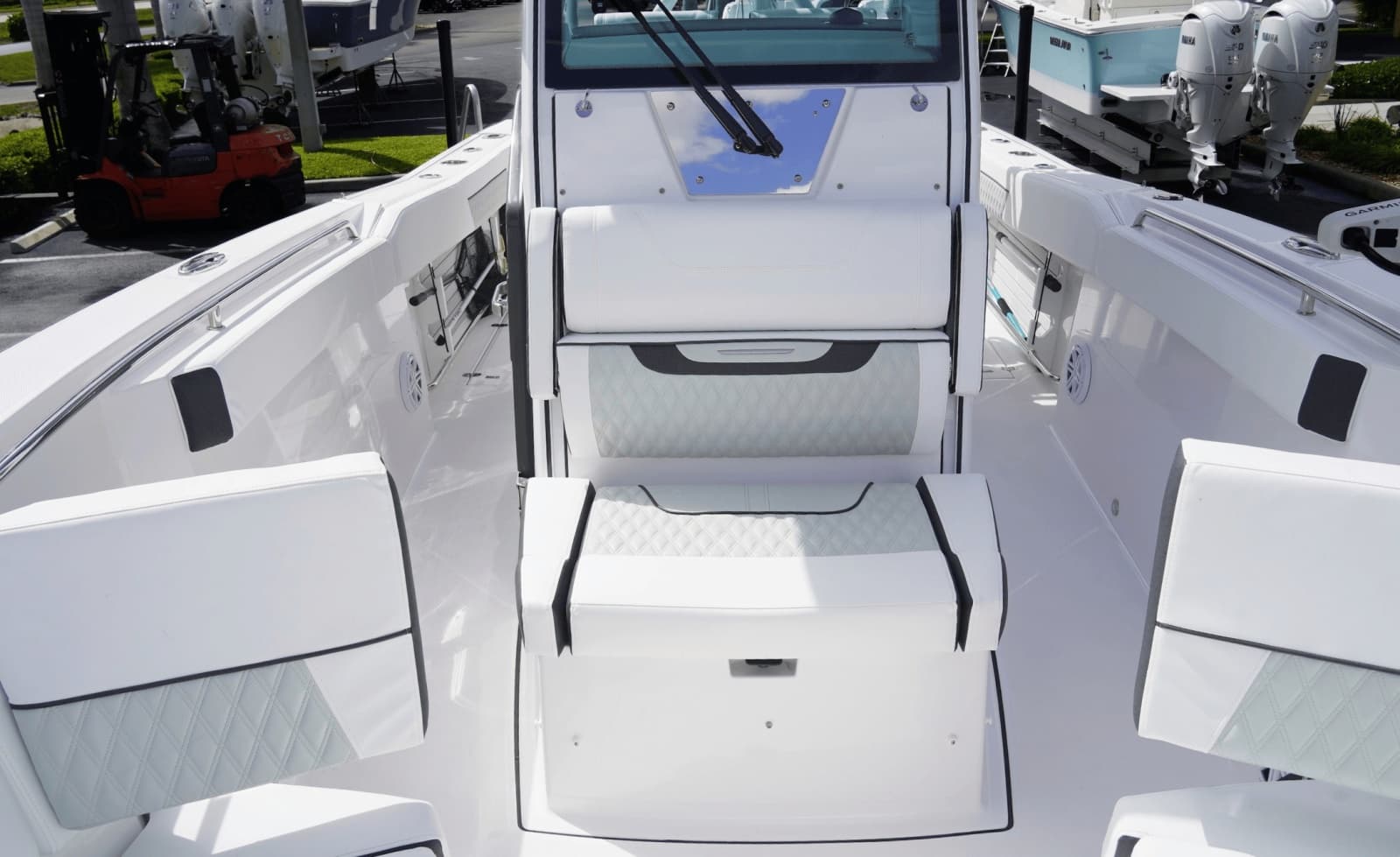 2025 Blackfin 272CC - Photo 38