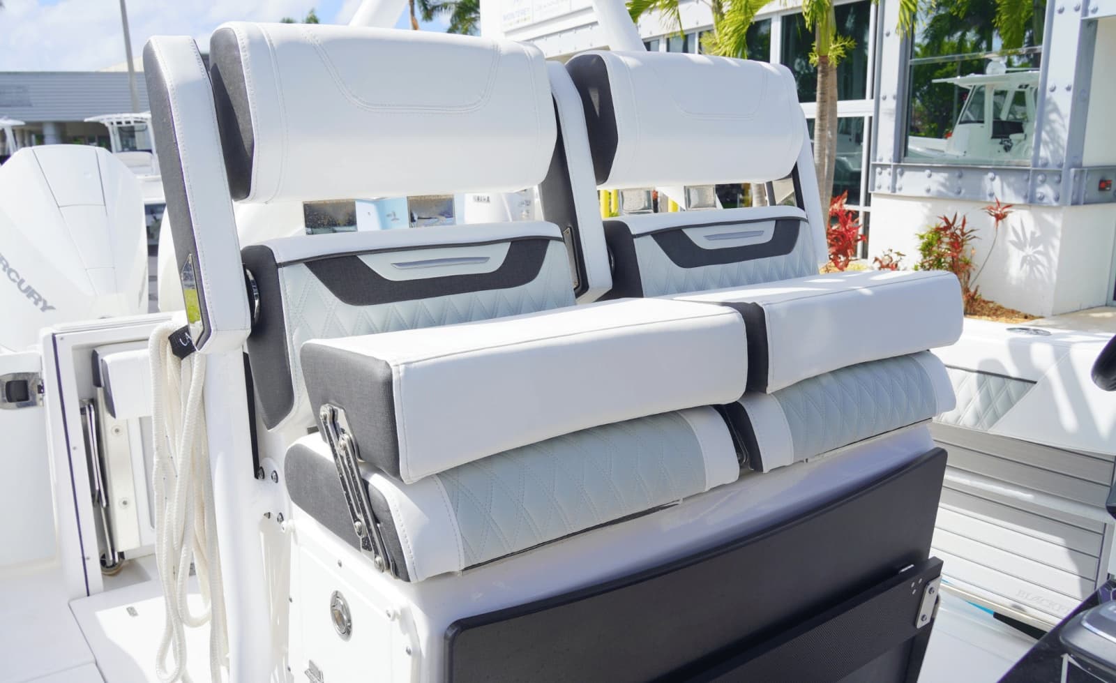 2025 Blackfin 272CC - Photo 16