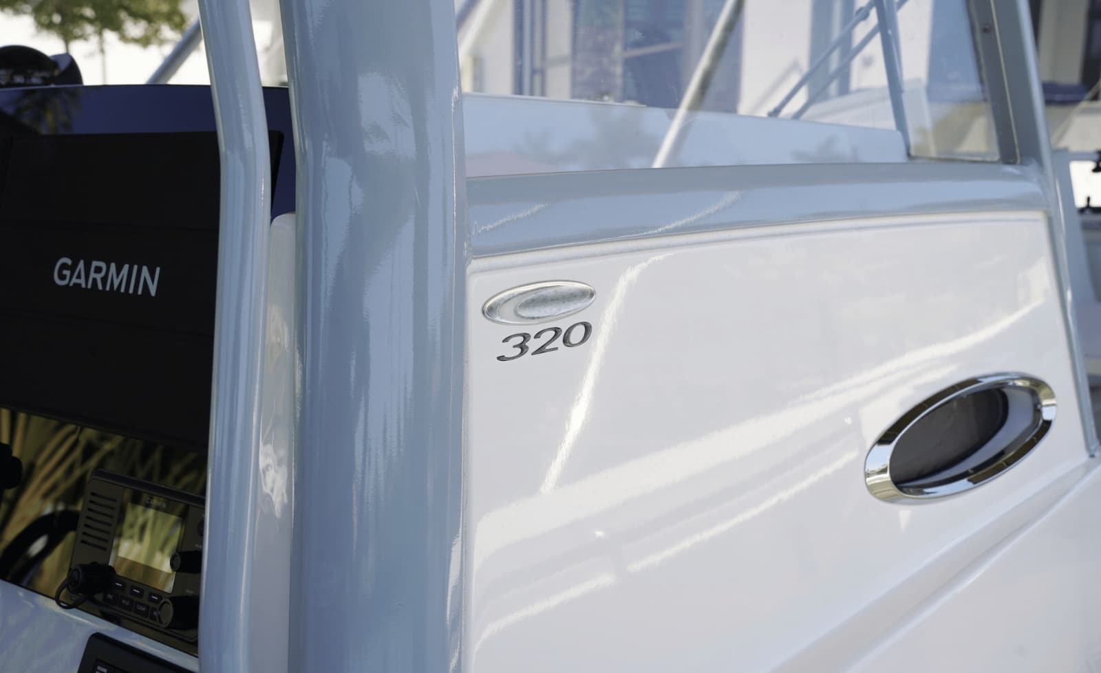 2023 Cobia 320CC - Photo 9