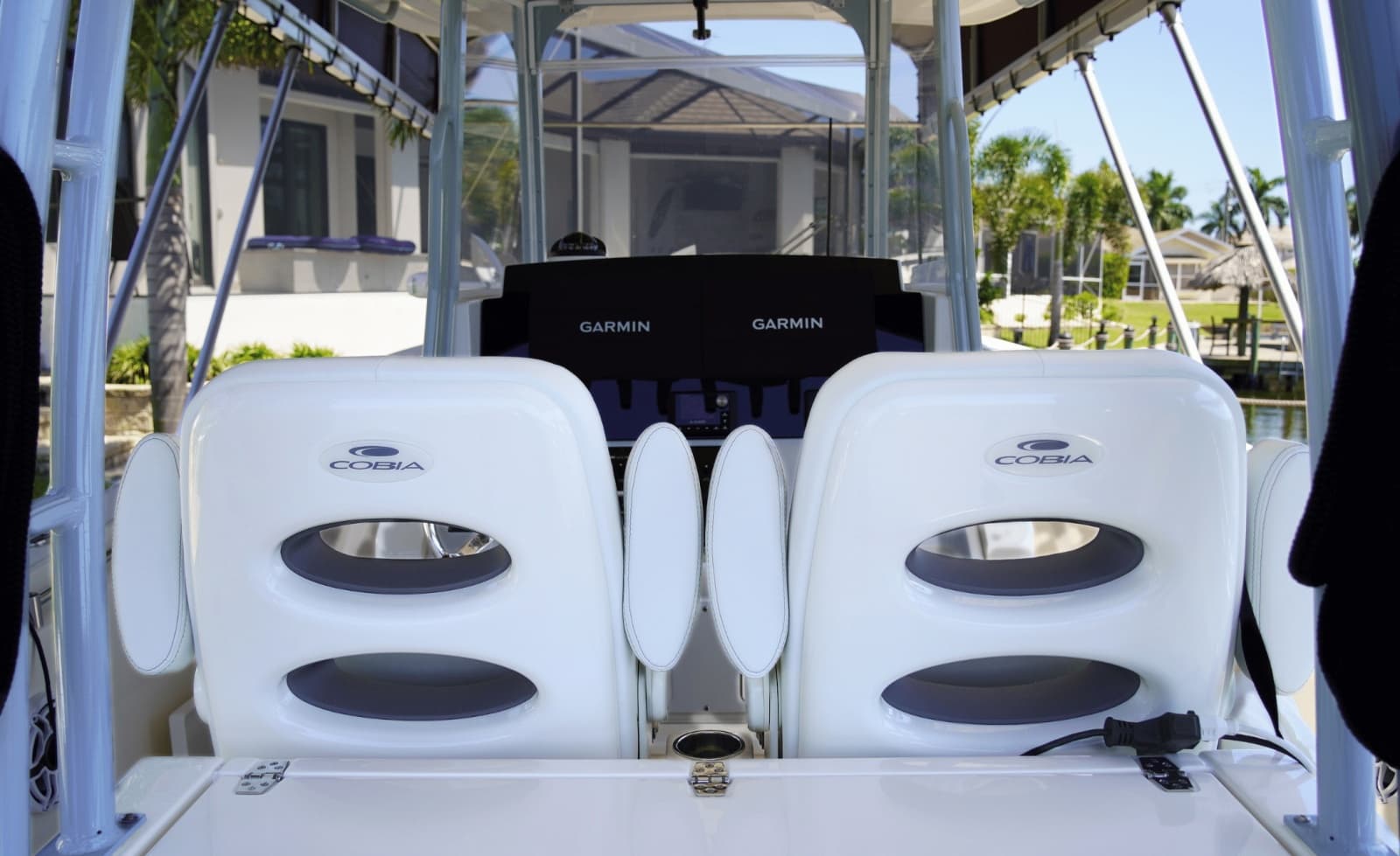 2023 Cobia 320CC - Photo 25