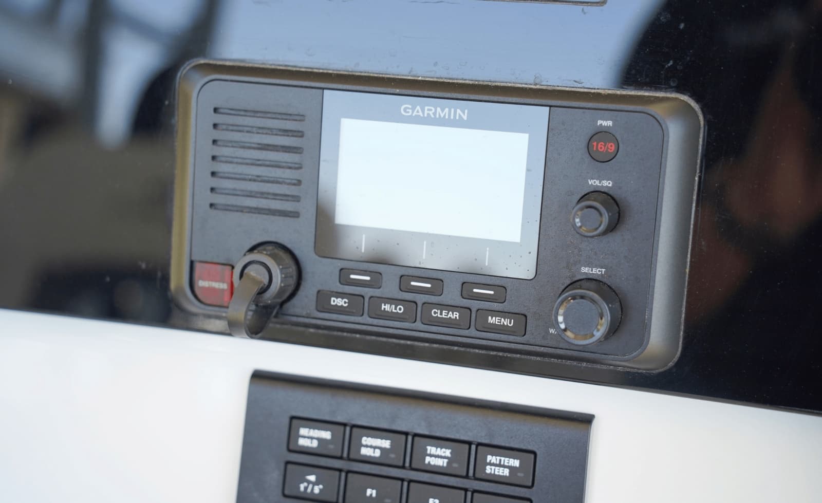 2023 Cobia 320CC - Photo 31