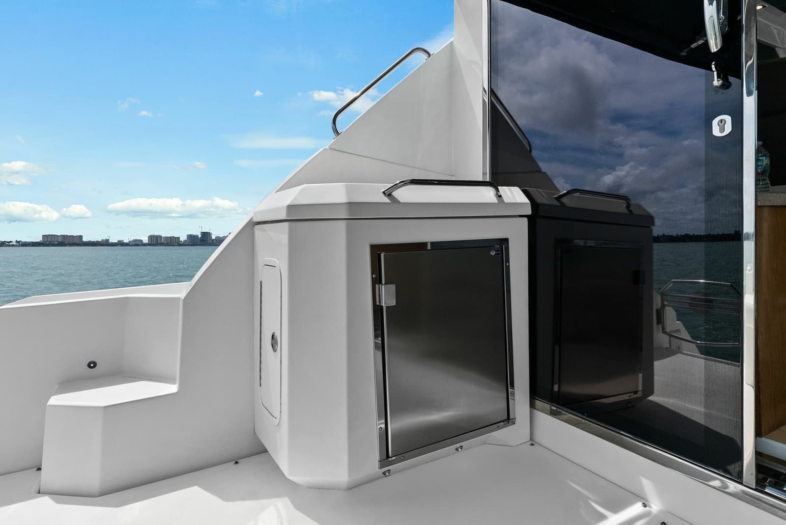 2014 Cruisers Yachts 48 Cantius - Photo 46