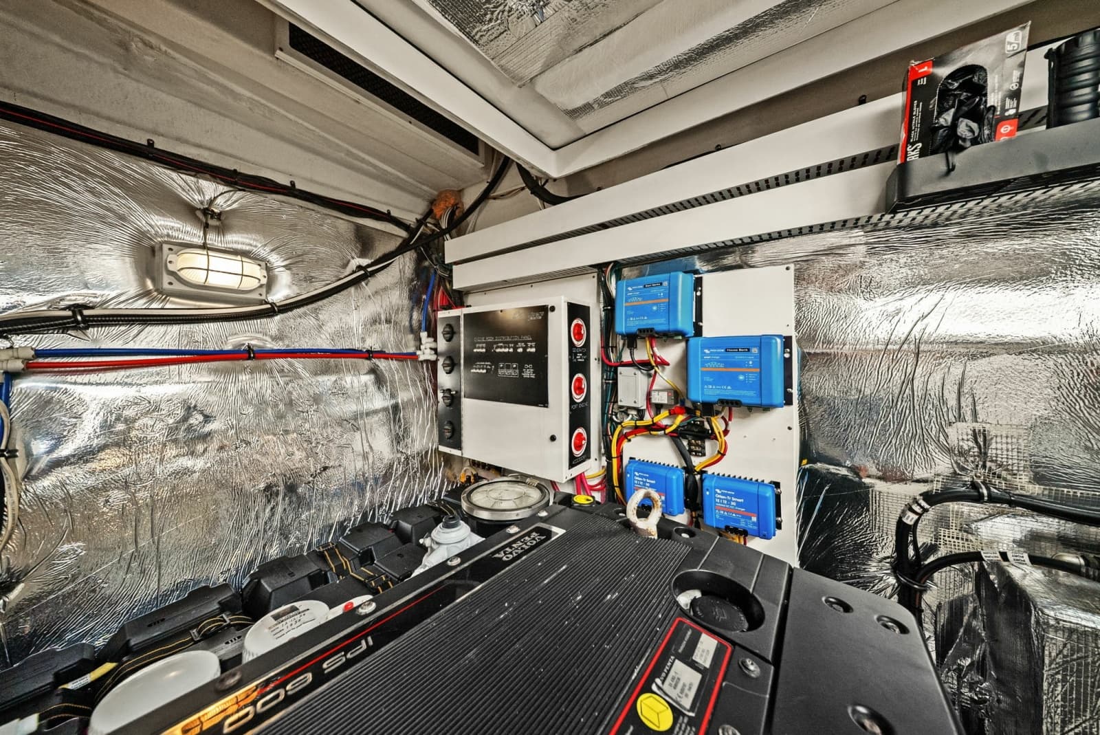 2014 Cruisers Yachts 48 Cantius - Photo 53