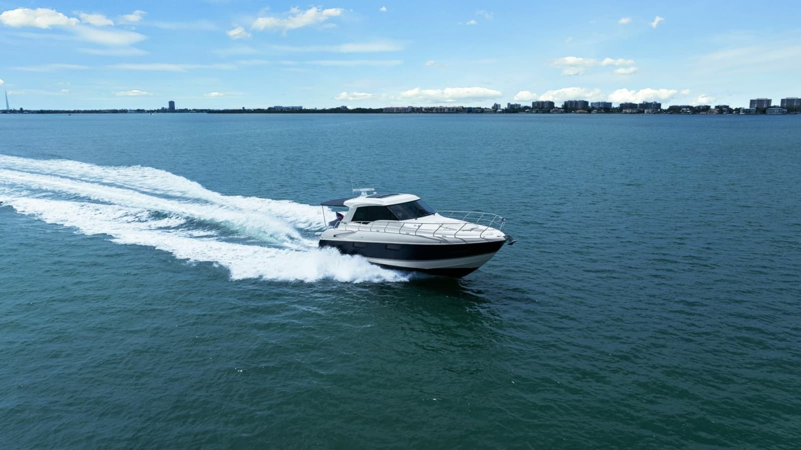 2014 Cruisers Yachts 48 Cantius - Photo 62
