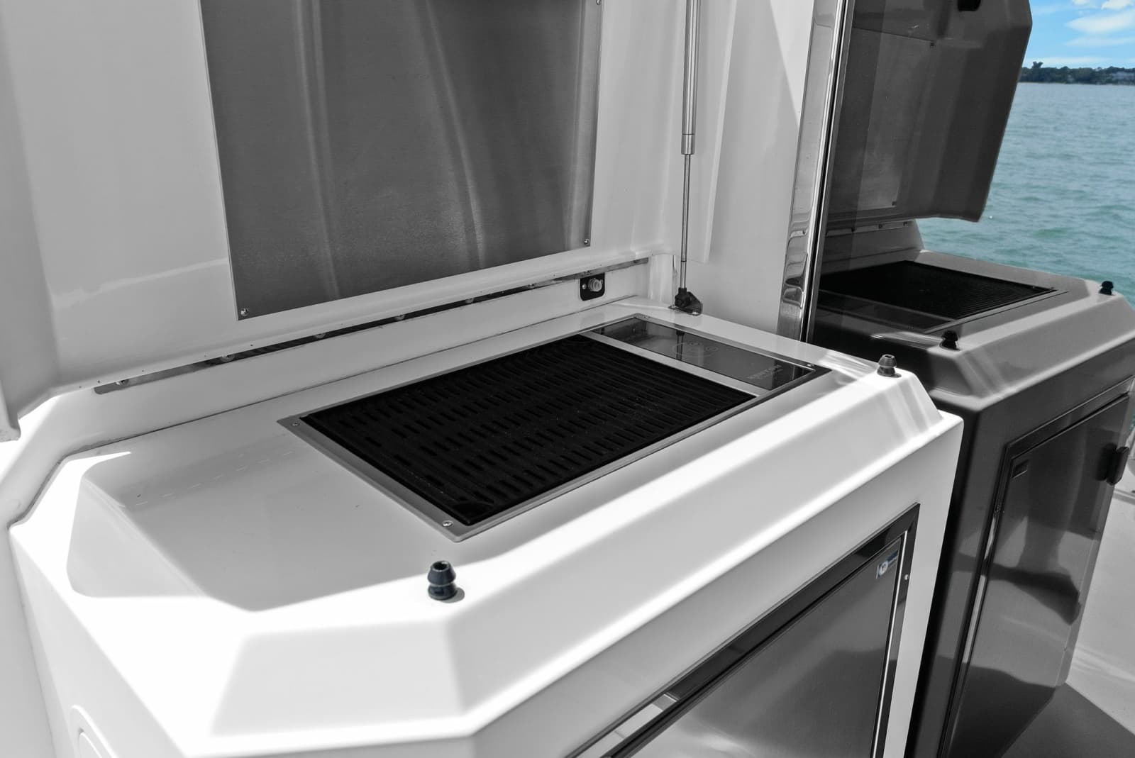 2014 Cruisers Yachts 48 Cantius - Photo 45