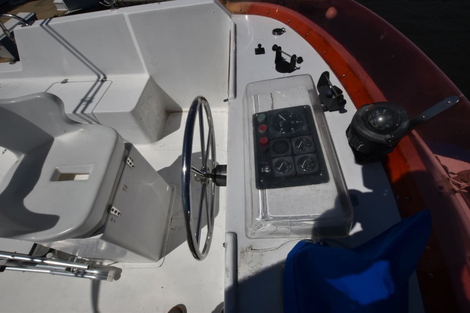 1988 Marine Trader  - Photo 10