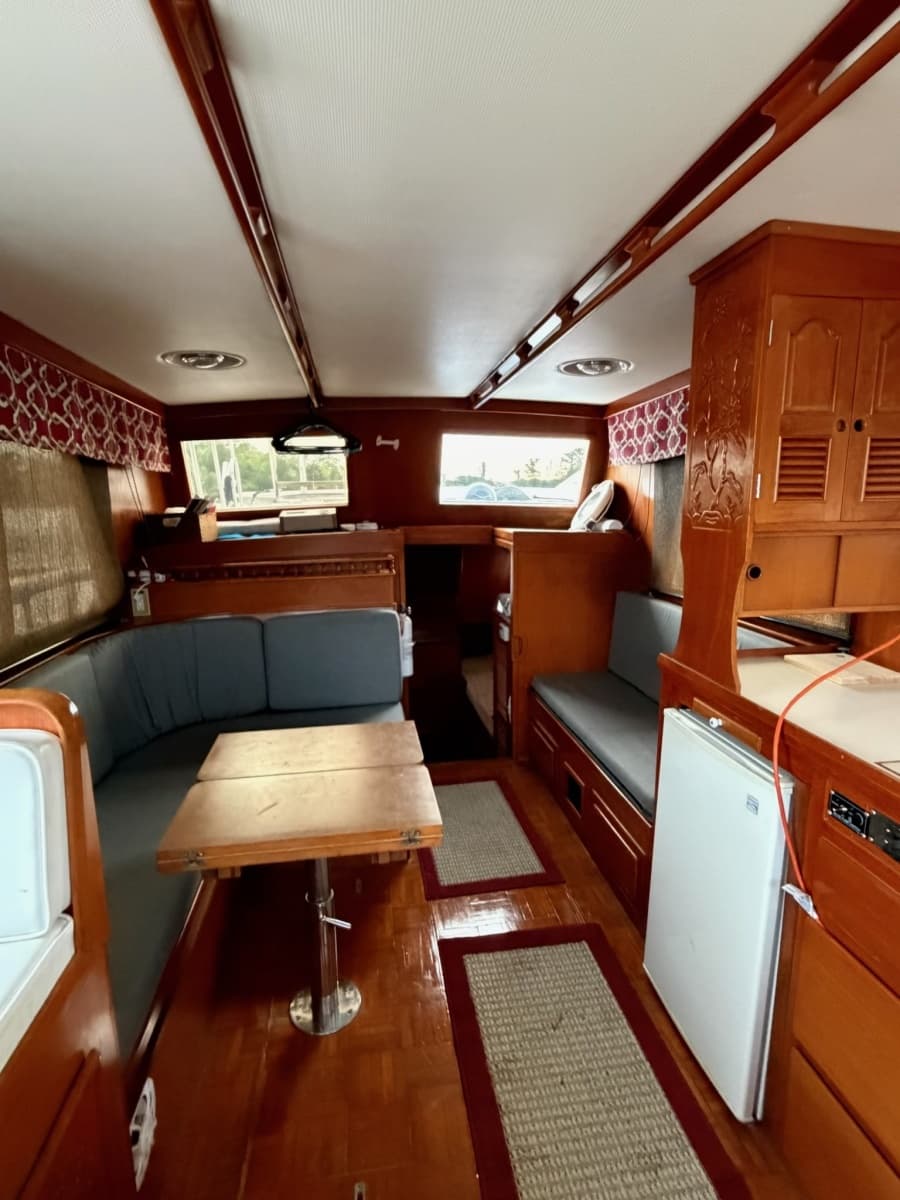 1988 Marine Trader  - Photo 11