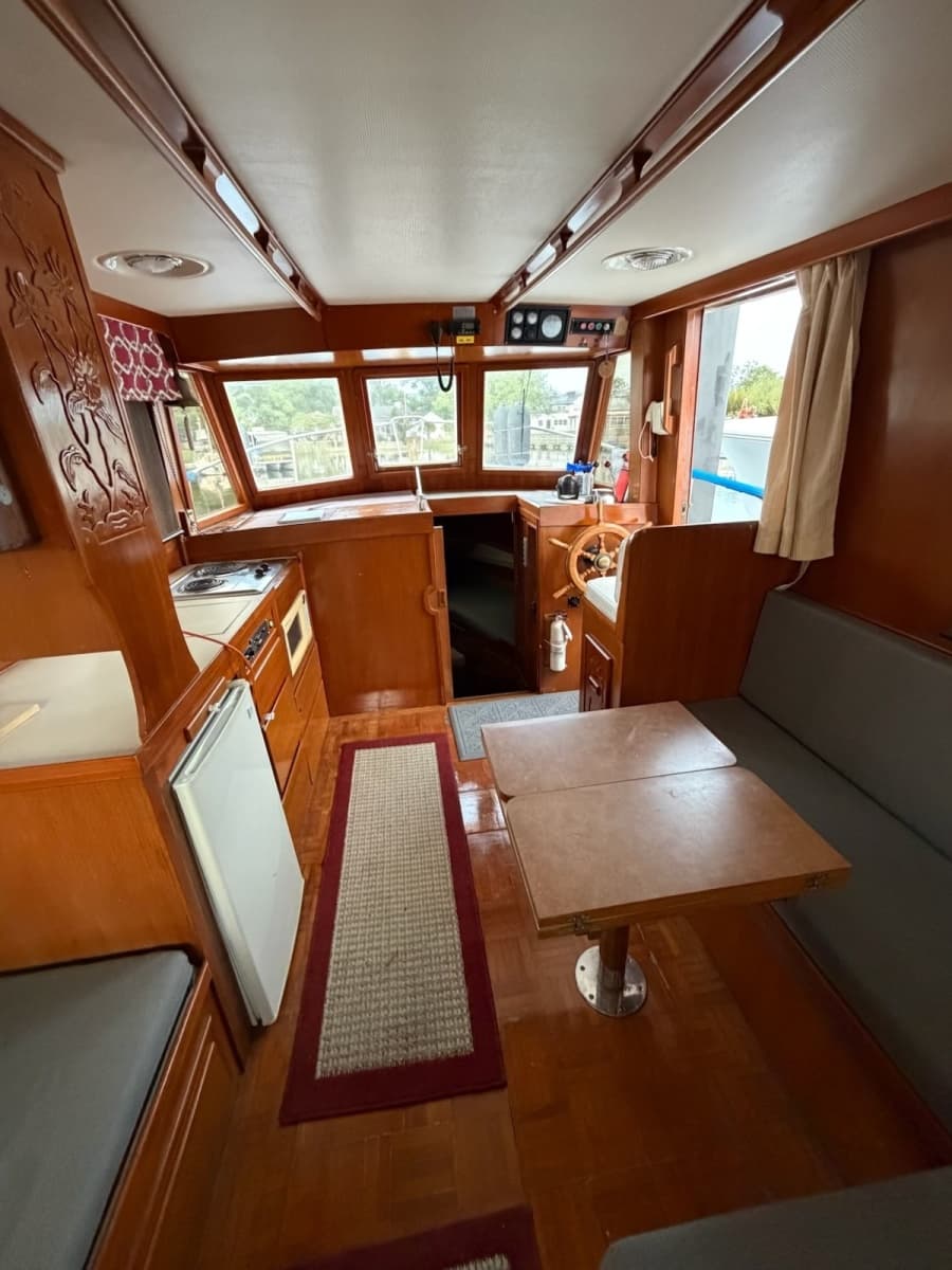 1988 Marine Trader  - Photo 12