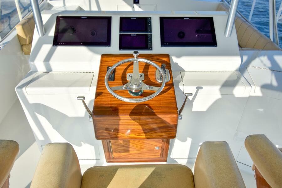 1991 Monterey 65 Convertible Custom Sportfish - Photo 3