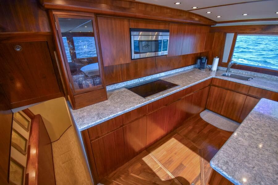 1991 Monterey 65 Convertible Custom Sportfish - Photo 7
