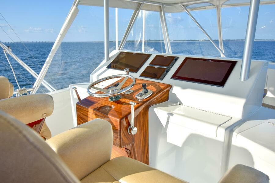 1991 Monterey 65 Convertible Custom Sportfish - Photo 6