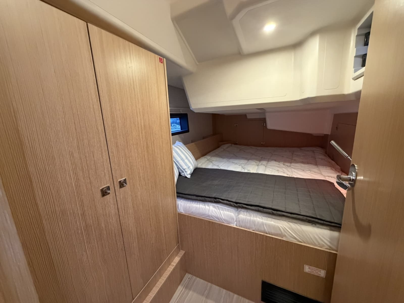 2022 Bavaria C38 - Photo 16