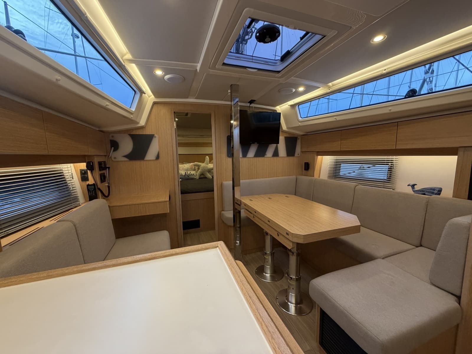 2022 Bavaria C38 - Photo 9