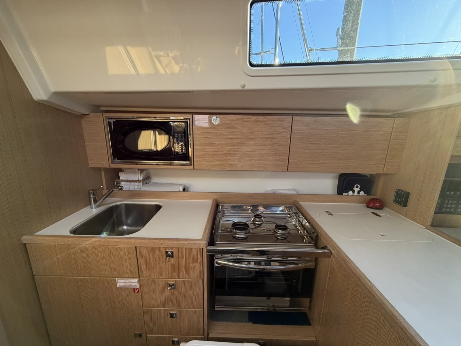 2022 Bavaria C38 - Photo 11