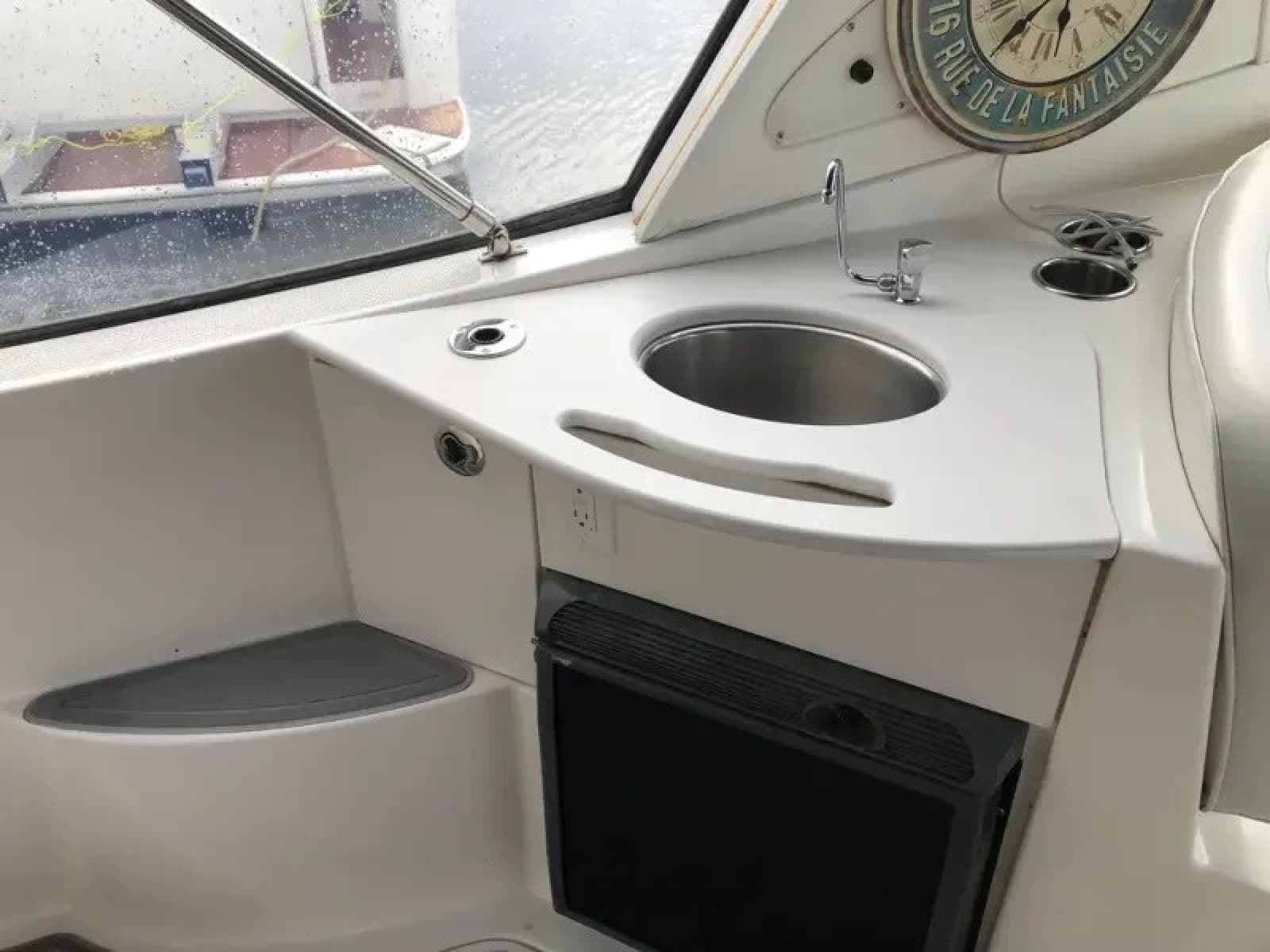 2006 Bayliner 325 - Photo 10