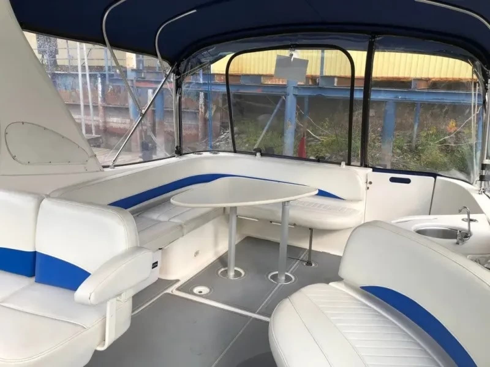 2006 Bayliner 325 - Photo 12
