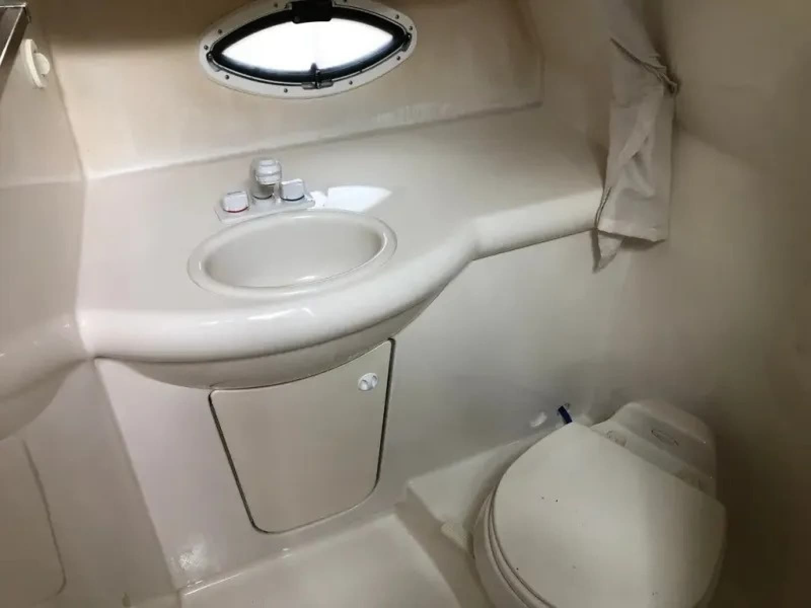 2006 Bayliner 325 - Photo 22