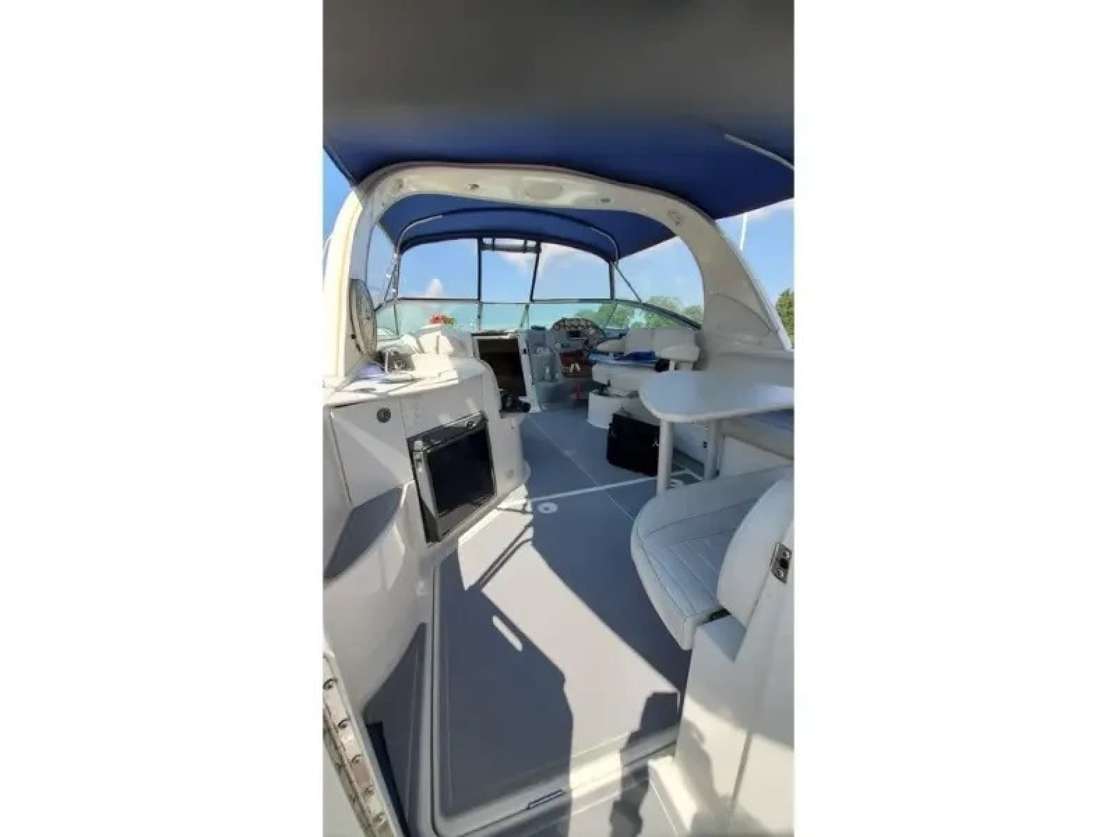 2006 Bayliner 325 - Photo 8