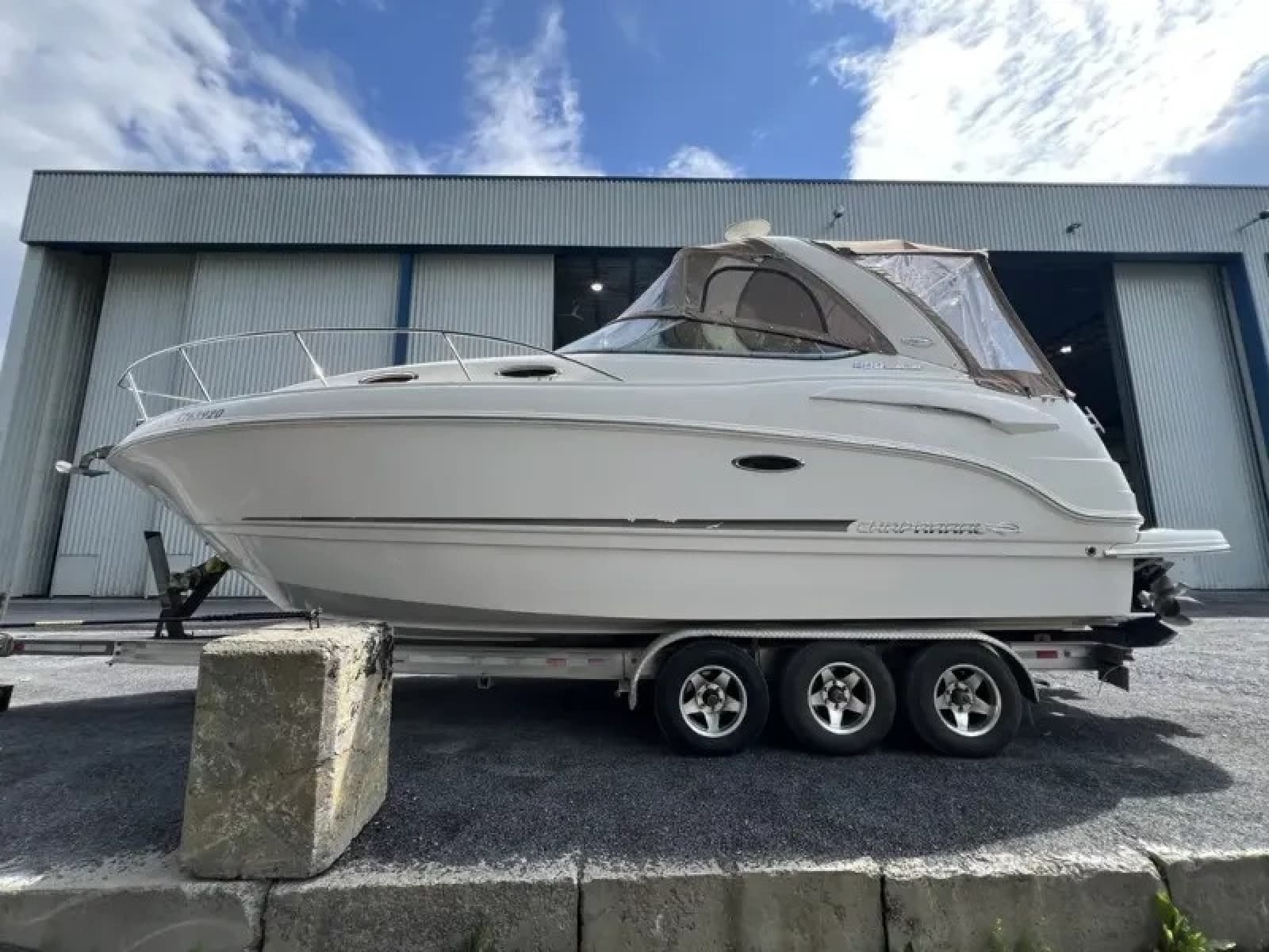 2013 Chaparral 290 Signature - Photo 24