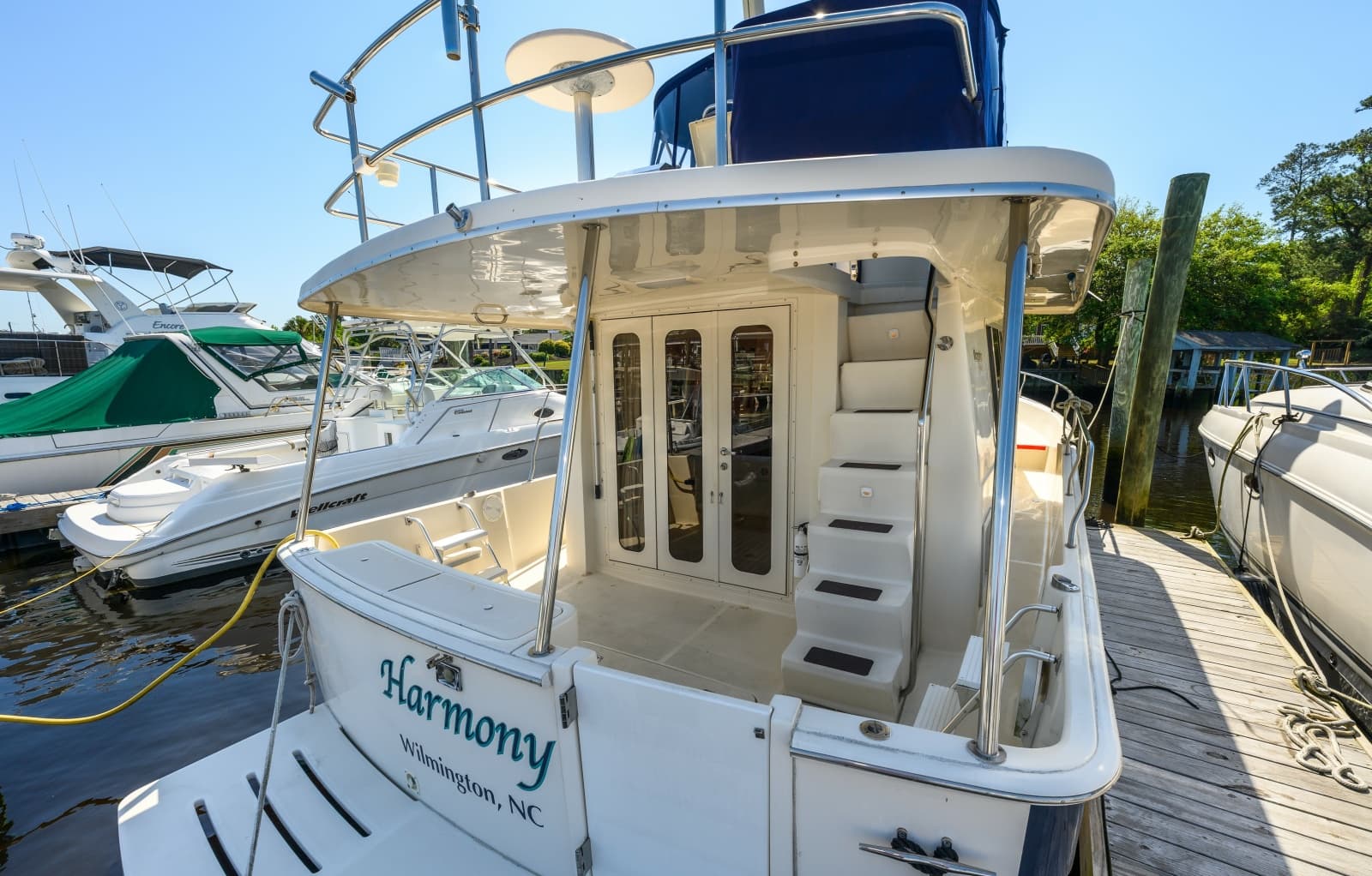 2009 Mainship Expedition 40 - Photo 14