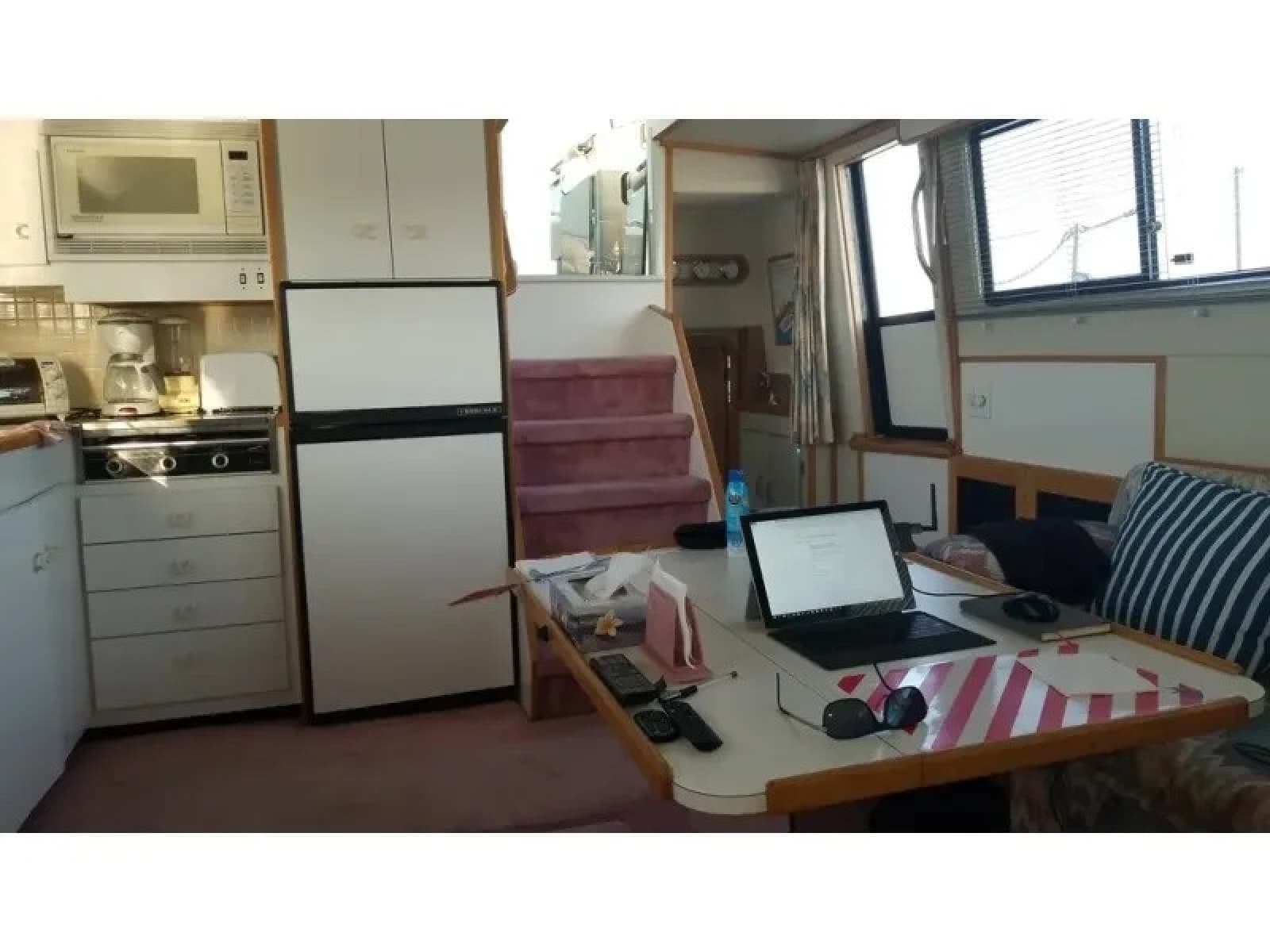 1989 Chris-Craft Catalina 381 - Photo 18