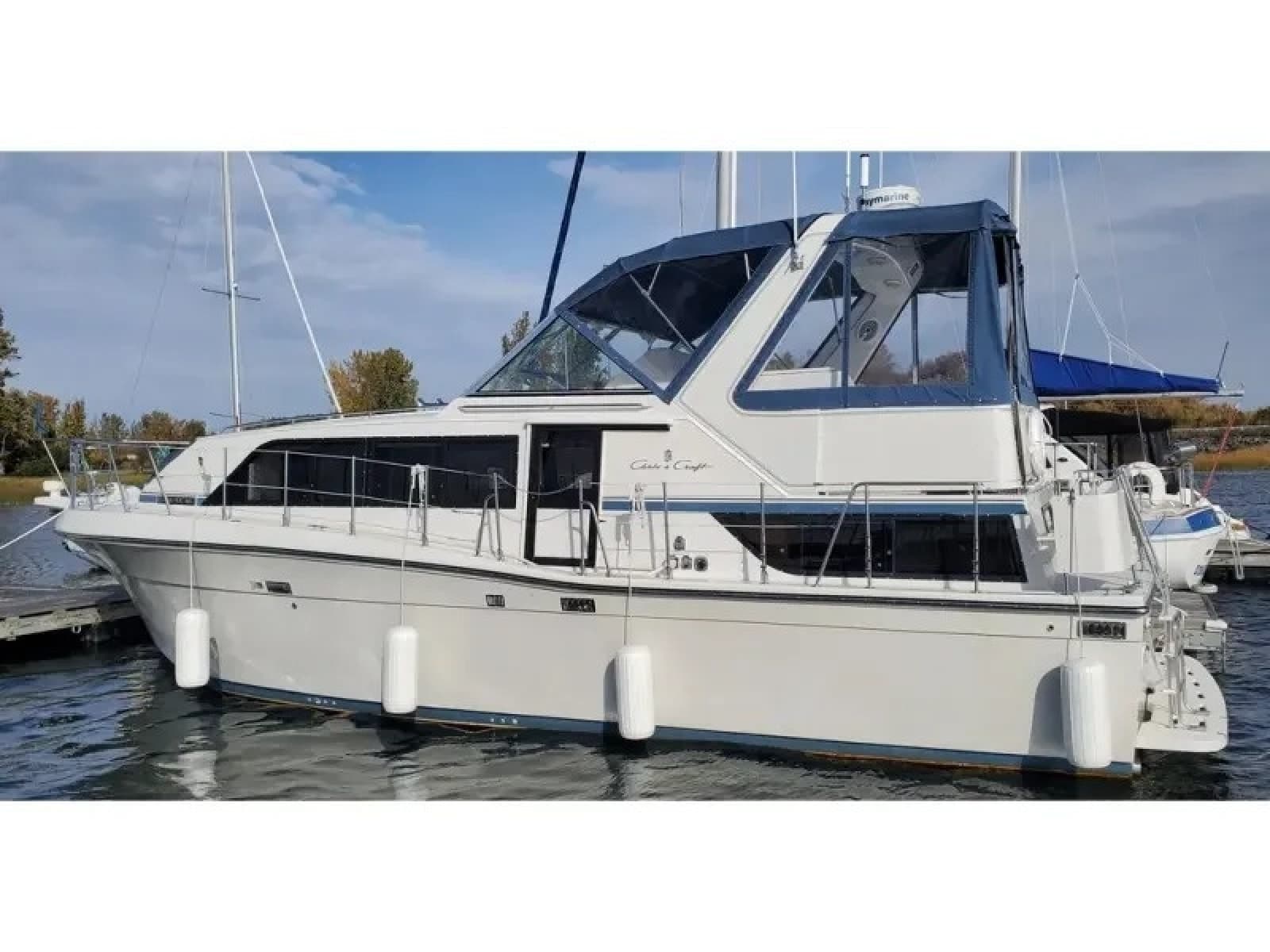 1989 Chris-Craft Catalina 381 - Photo 4