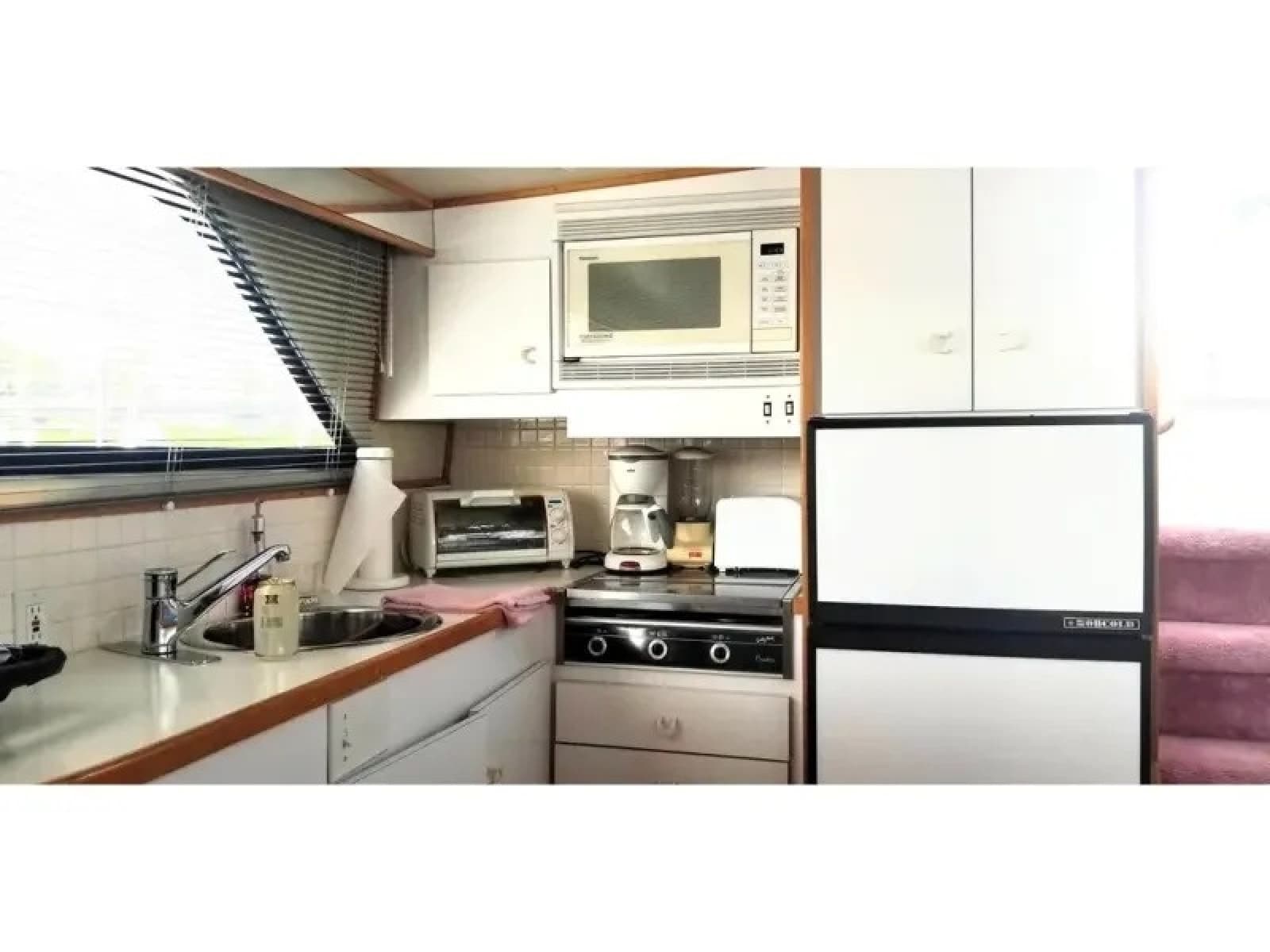 1989 Chris-Craft Catalina 381 - Photo 15