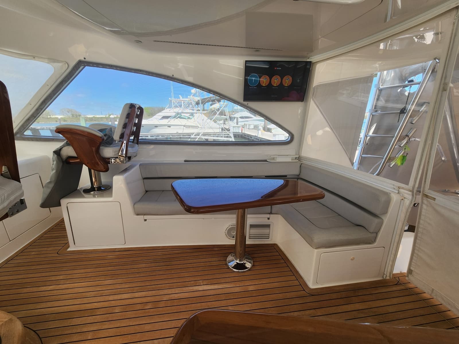 2018 Viking 48 Sport Tower - Photo 17