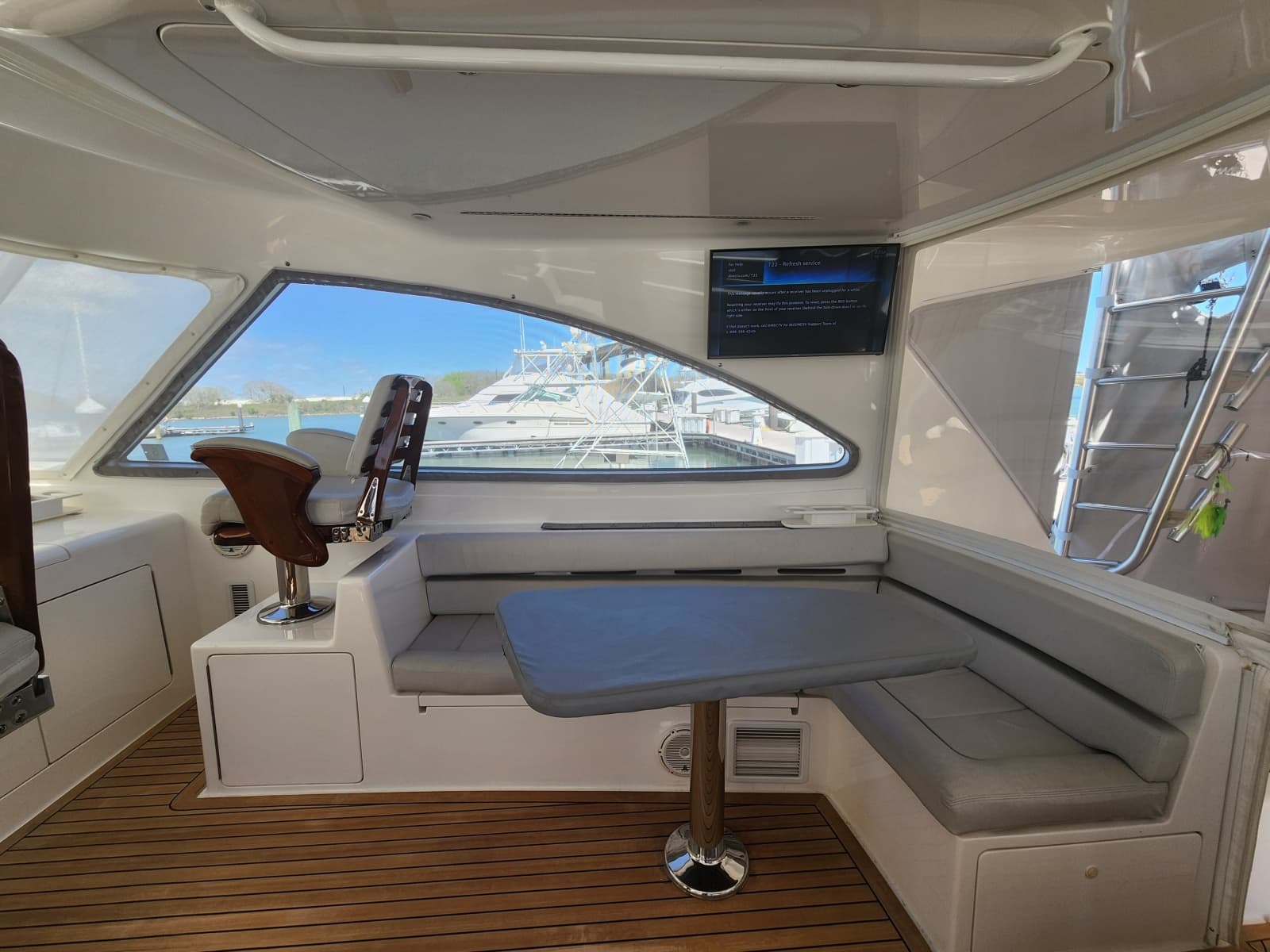 2018 Viking 48 Sport Tower - Photo 13