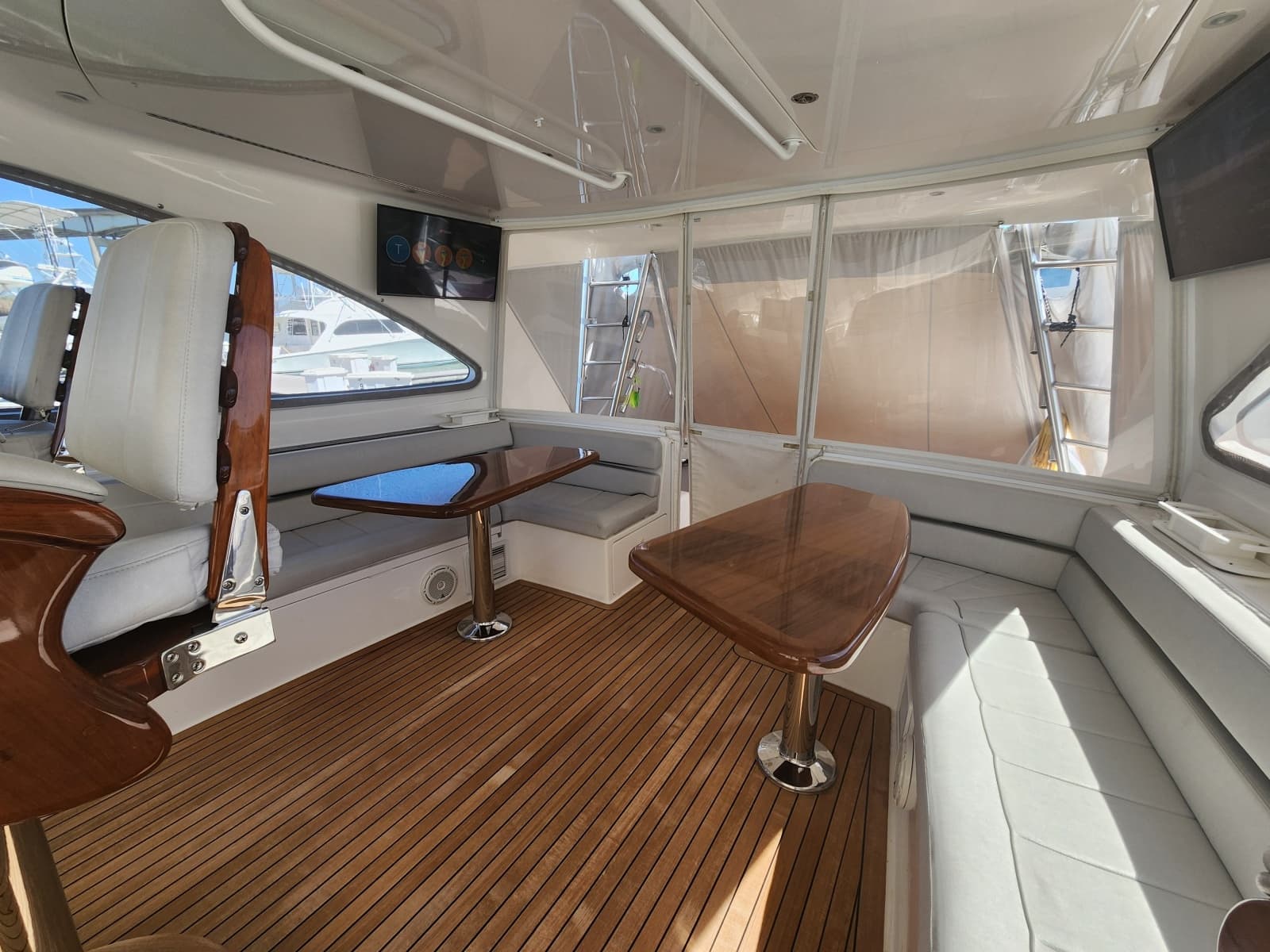2018 Viking 48 Sport Tower - Photo 16