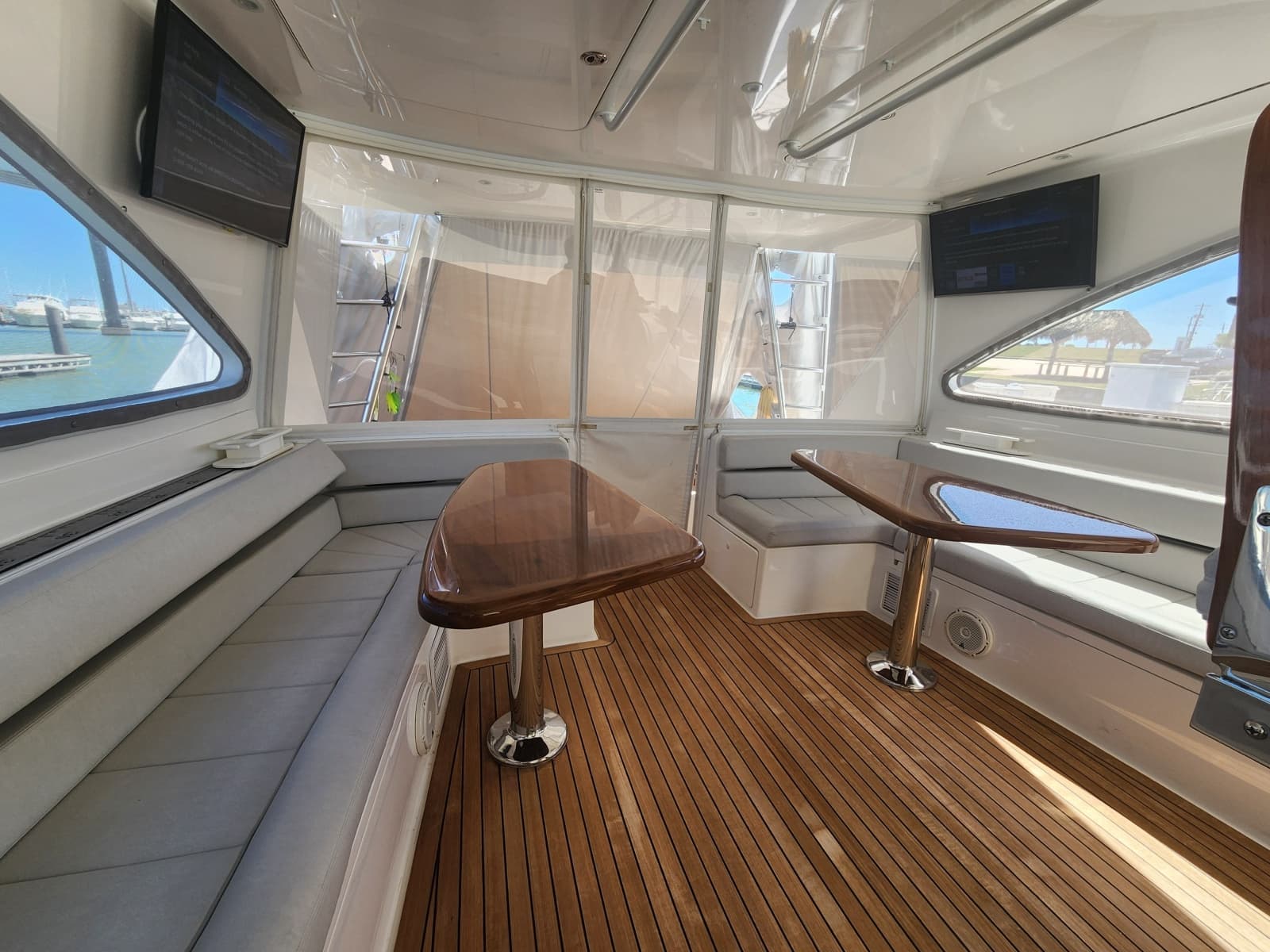 2018 Viking 48 Sport Tower - Photo 14